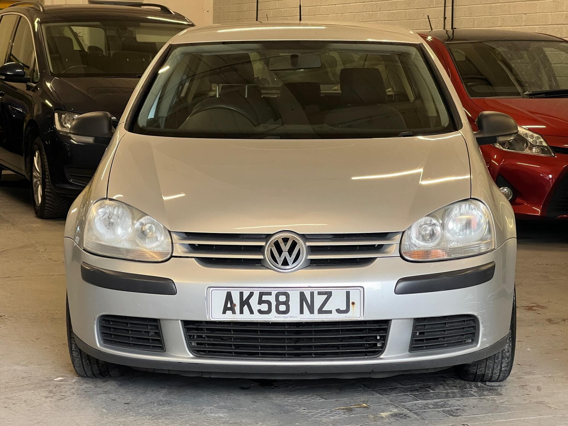 2008 Volkswagen Golf - Image 3