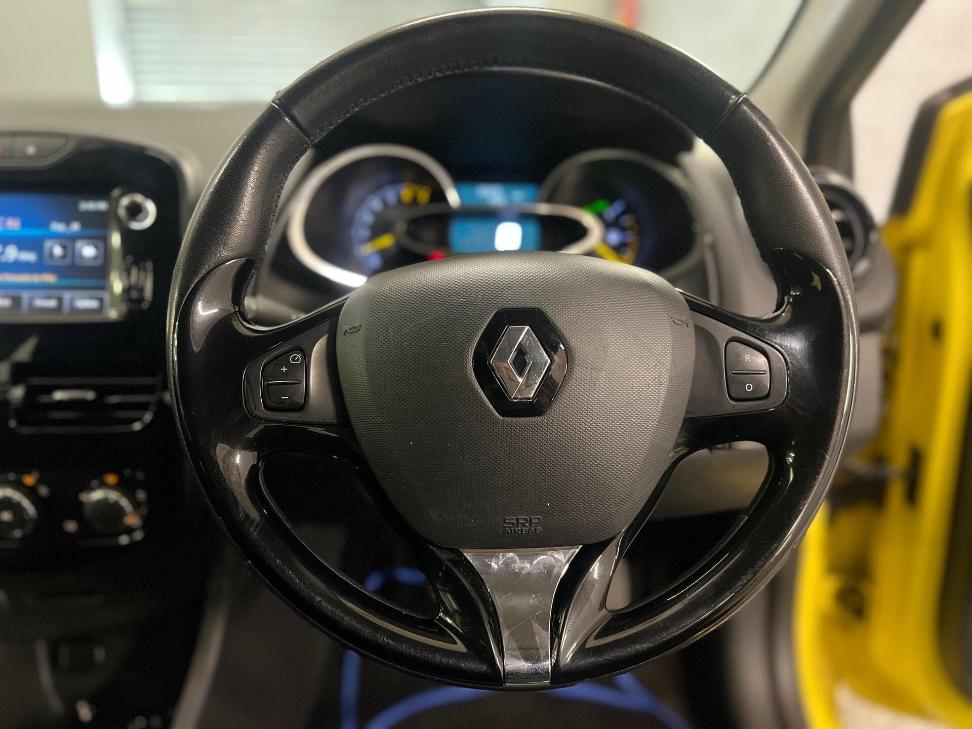 2013 Renault Clio - Image 30