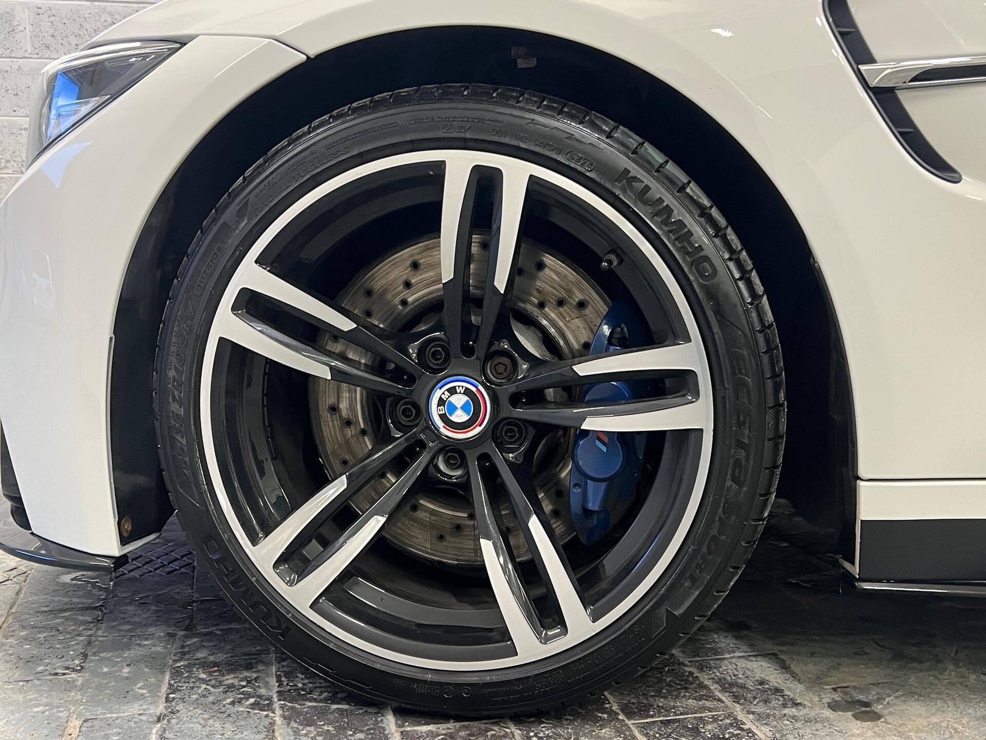 2017 BMW M4 - Image 19