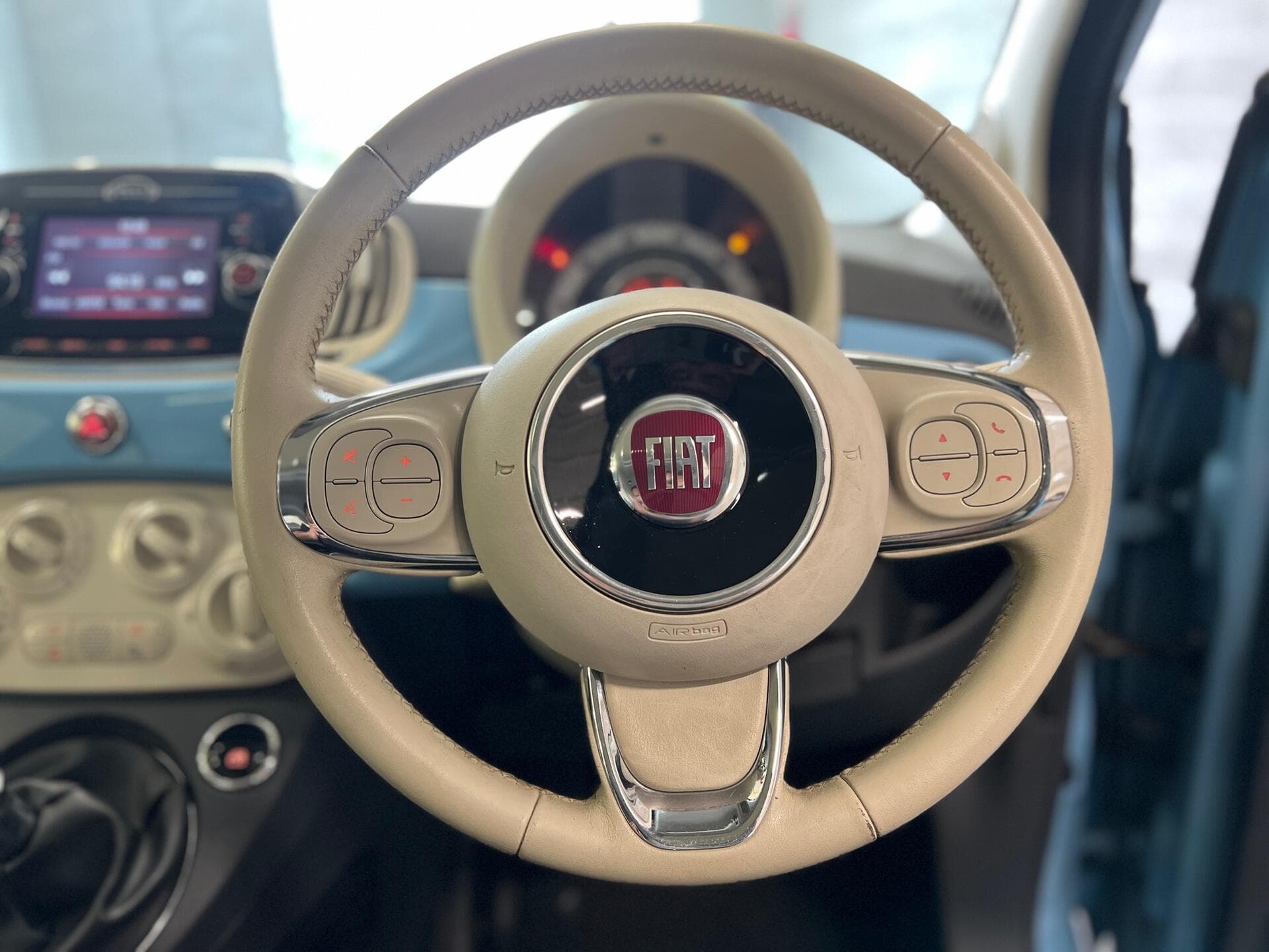 2015 Fiat 500 - Image 22