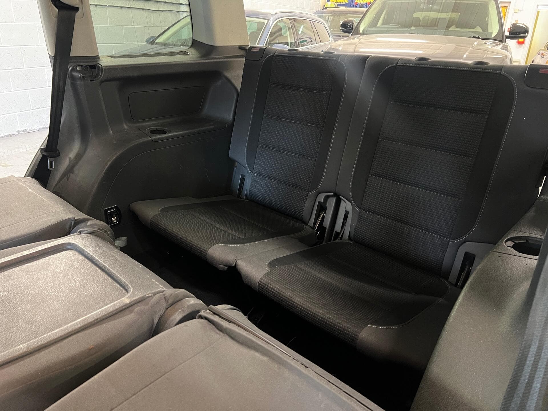 2010 Volkswagen Touran - Image 33