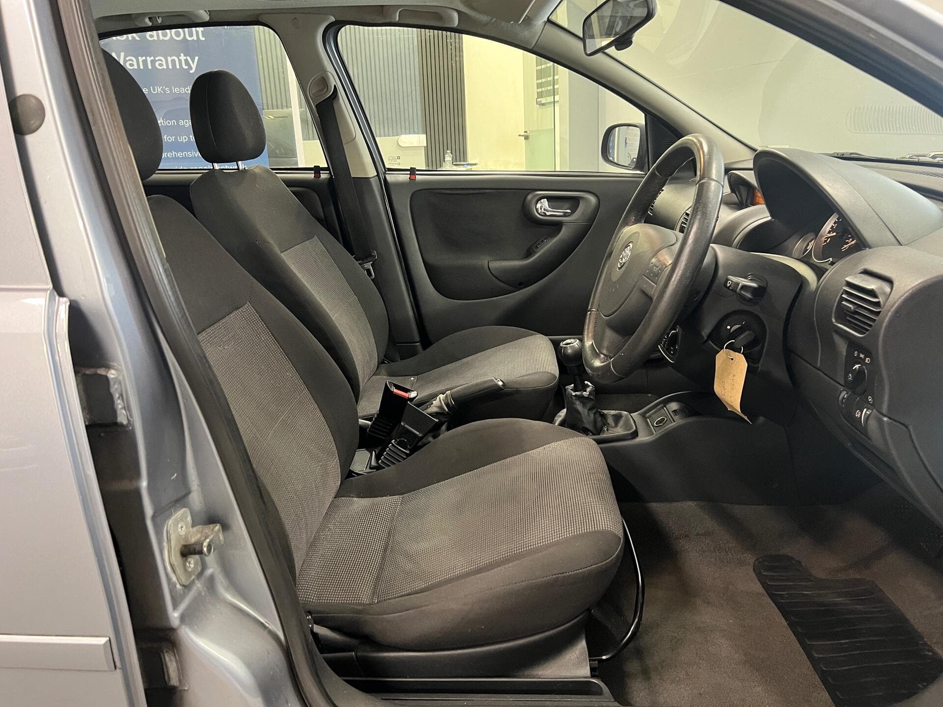 2005 Vauxhall Corsa - Image 17