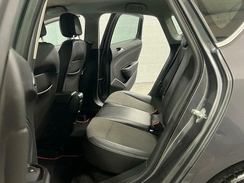 2012 Vauxhall Astra - Image 38
