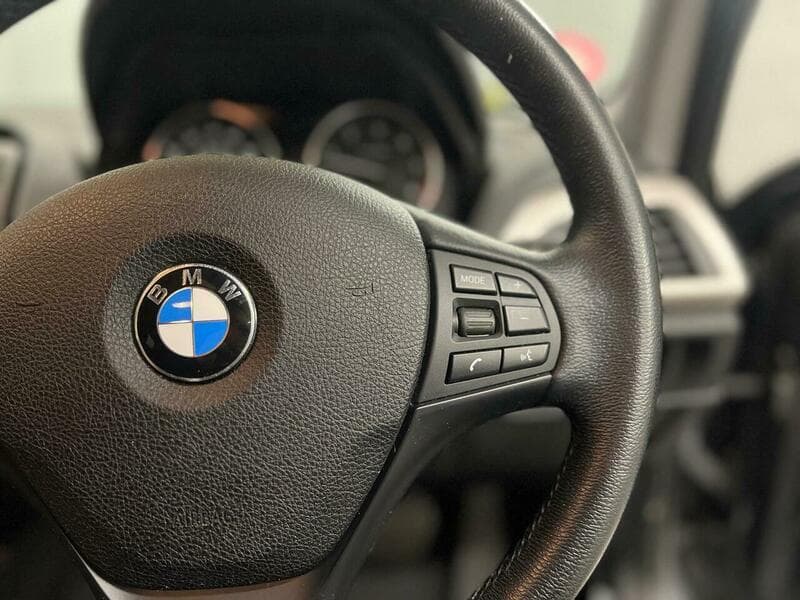 2014 BMW 1 Series - Image 30