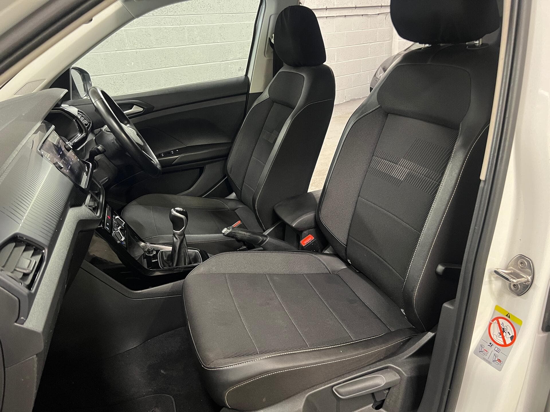 2022 Volkswagen T-Cross - Image 50
