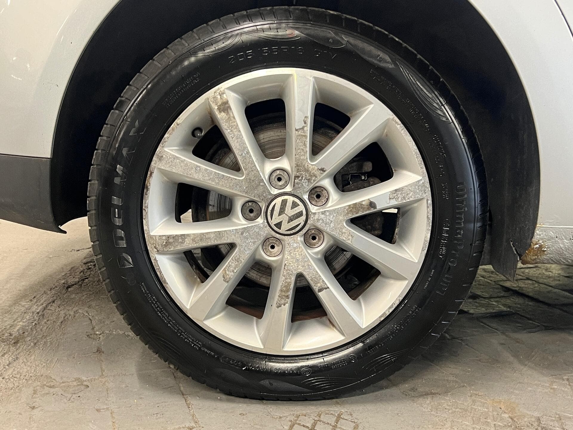 2010 Volkswagen Touran - Image 14