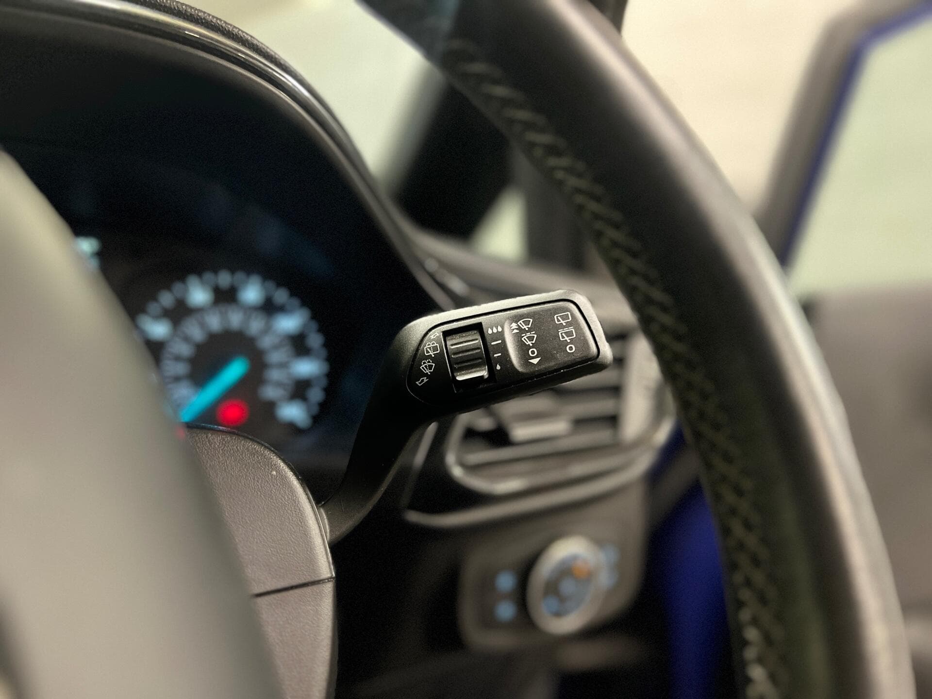 2018 Ford Fiesta - Image 30