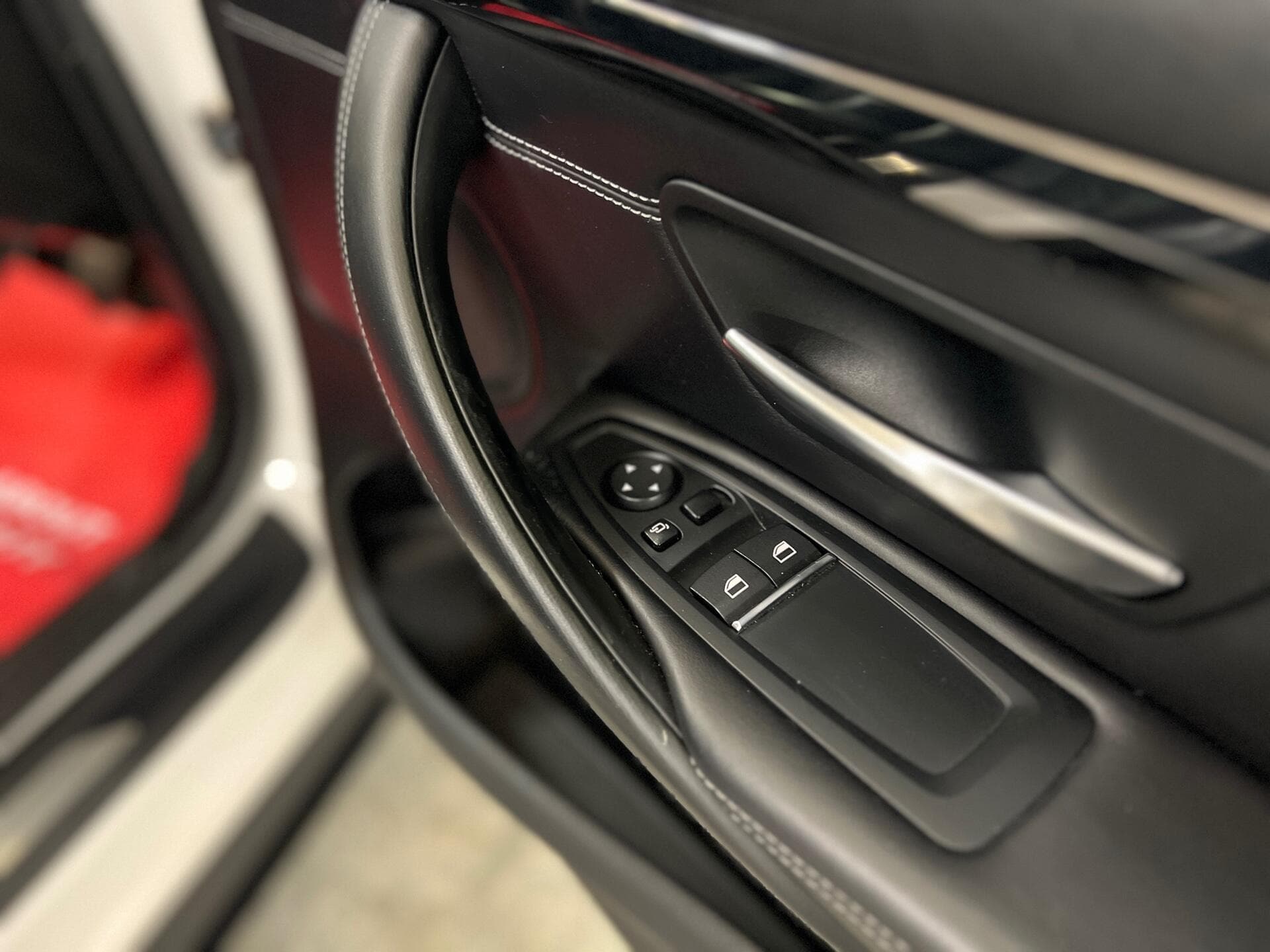 2017 BMW M4 - Image 33