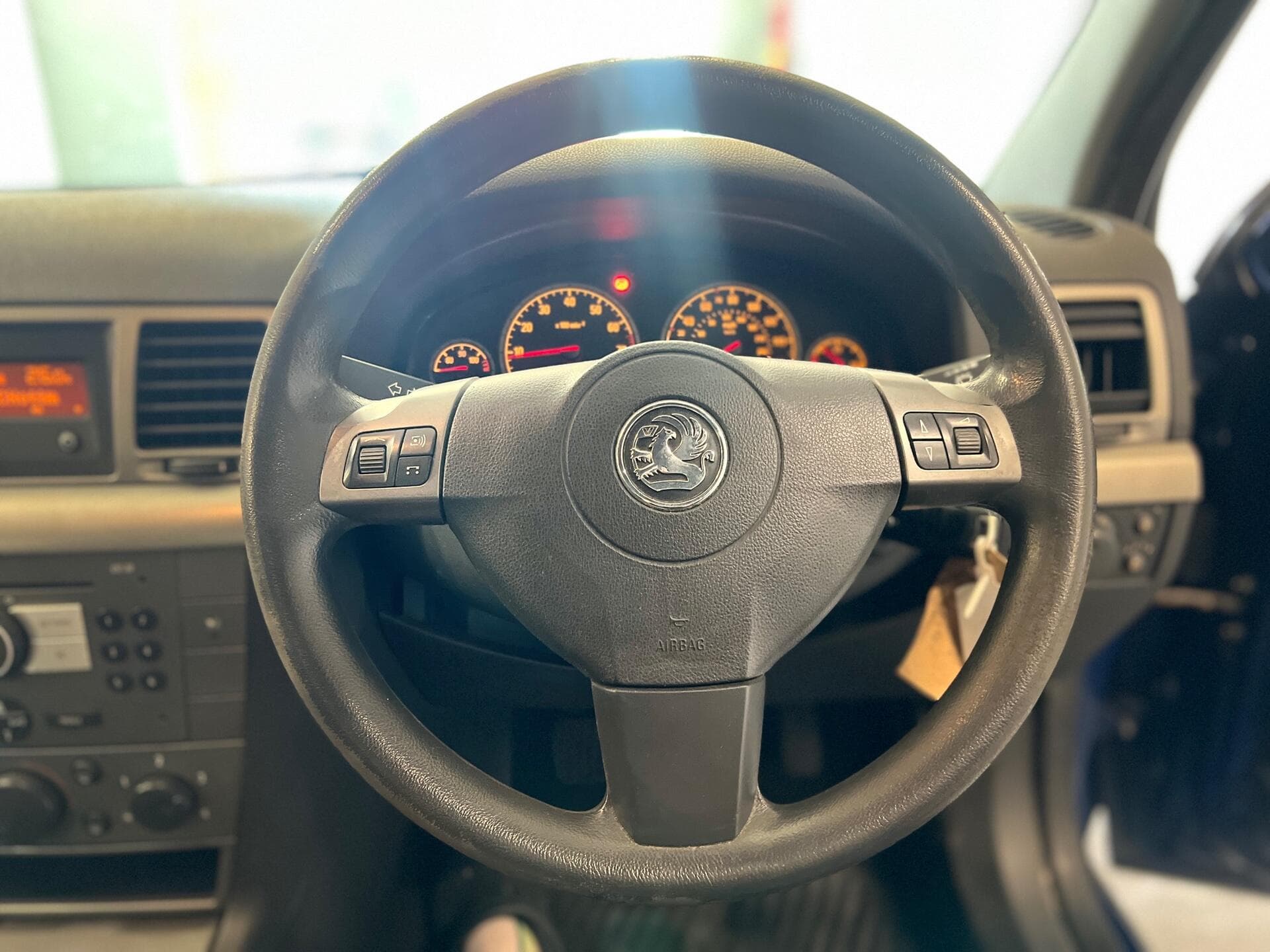 2007 Vauxhall Vectra - Image 19