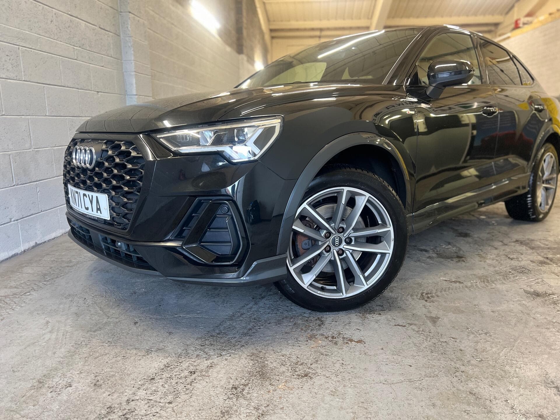 2021 Audi Q3 - Image 18