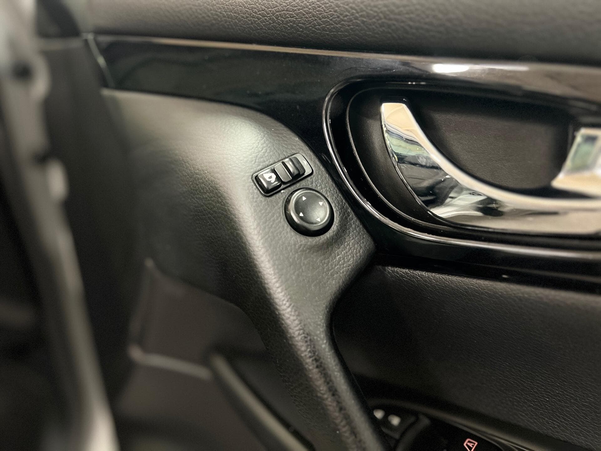 2015 Nissan Qashqai - Image 23