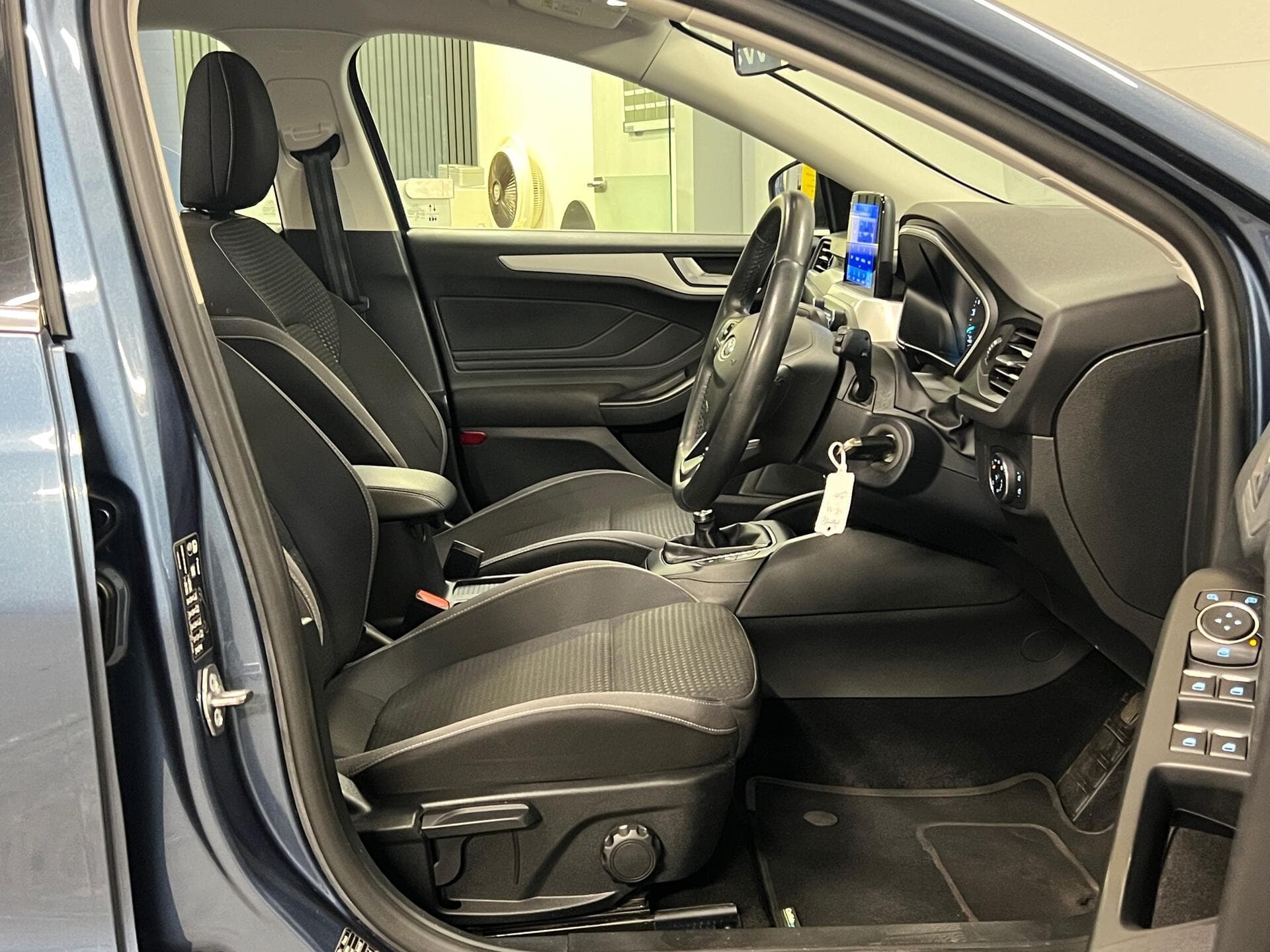 2021 Ford Focus - Image 22