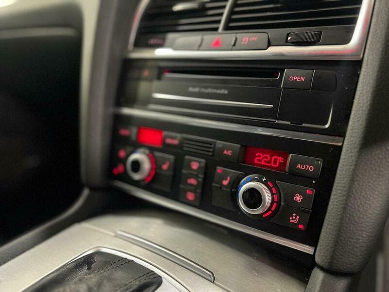 2015 Audi Q7 - Image 39