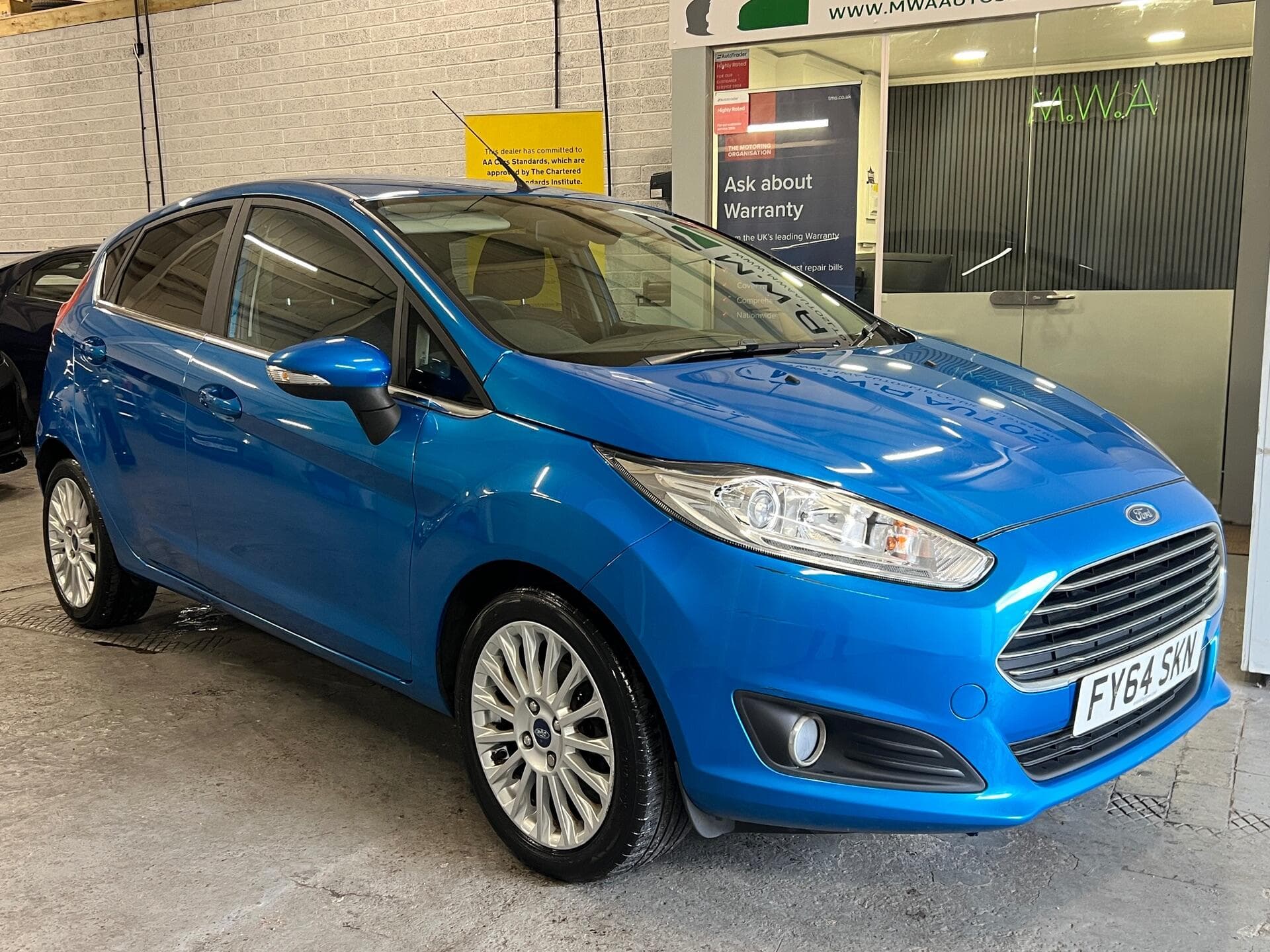 2014 Ford Fiesta - Image 5
