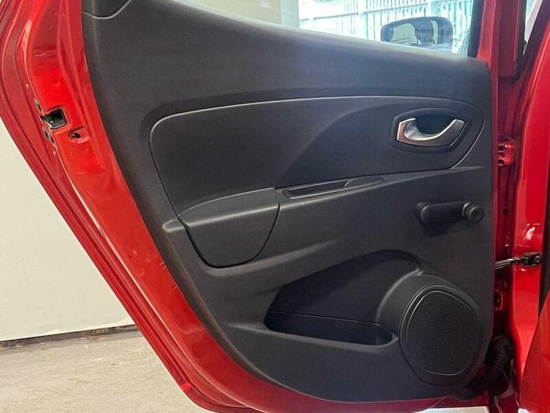 2016 Renault Clio - Image 47