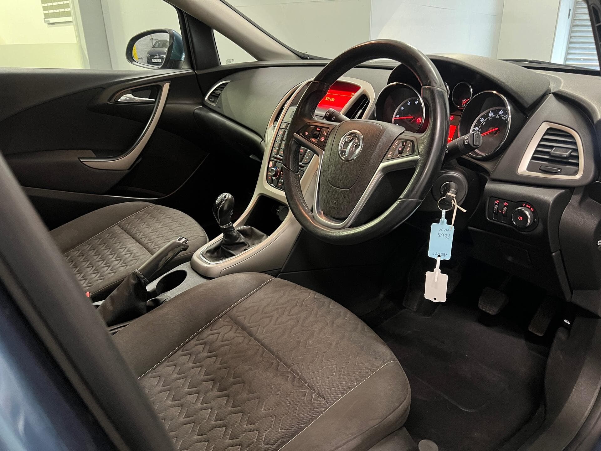 2013 Vauxhall Astra - Image 15