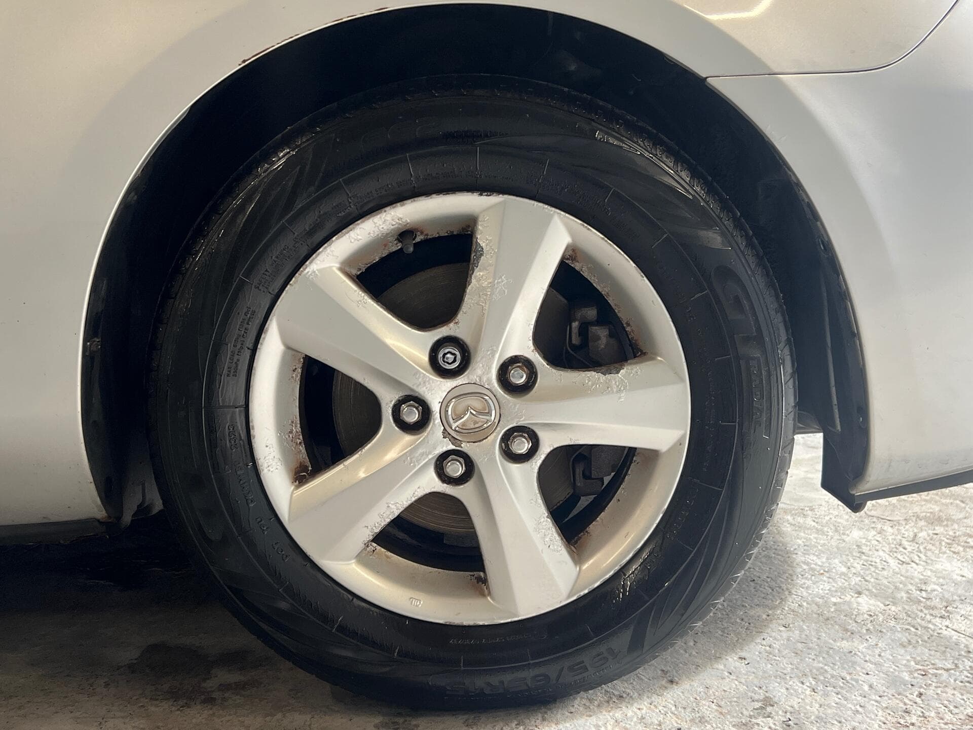 2008 Mazda Mazda3 - Image 13