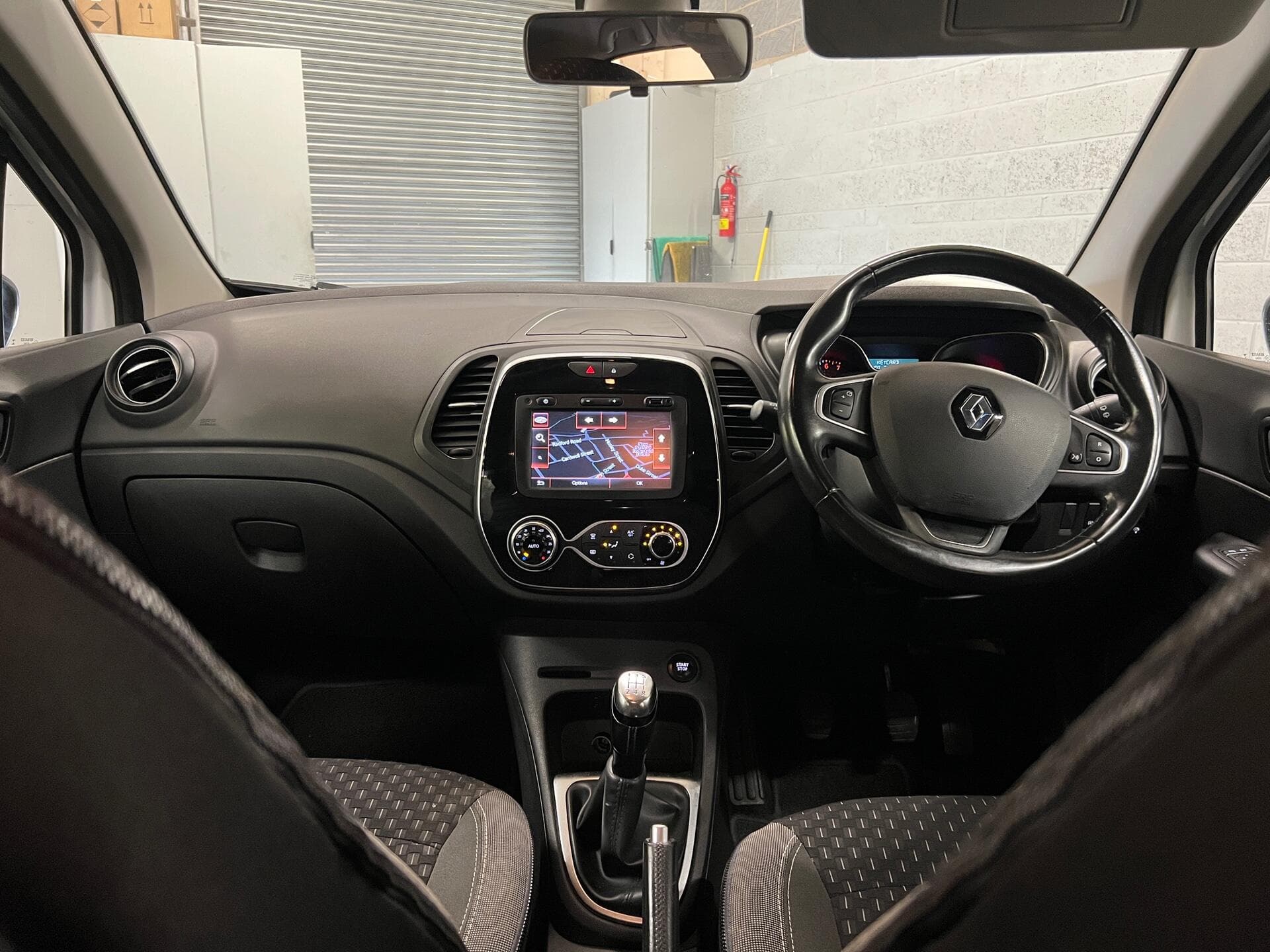 2017 Renault Captur - Image 35