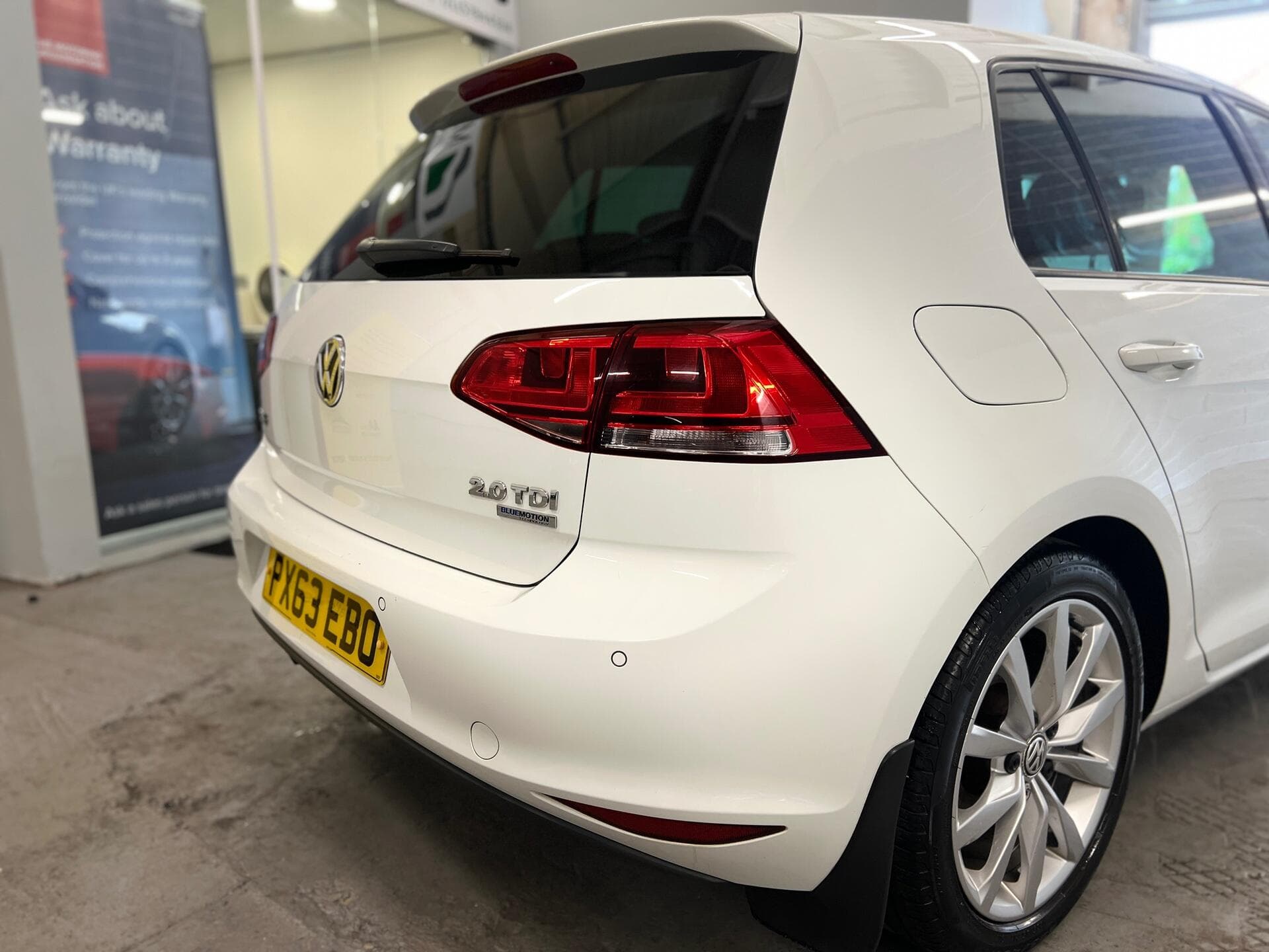 2013 Volkswagen Golf - Image 19
