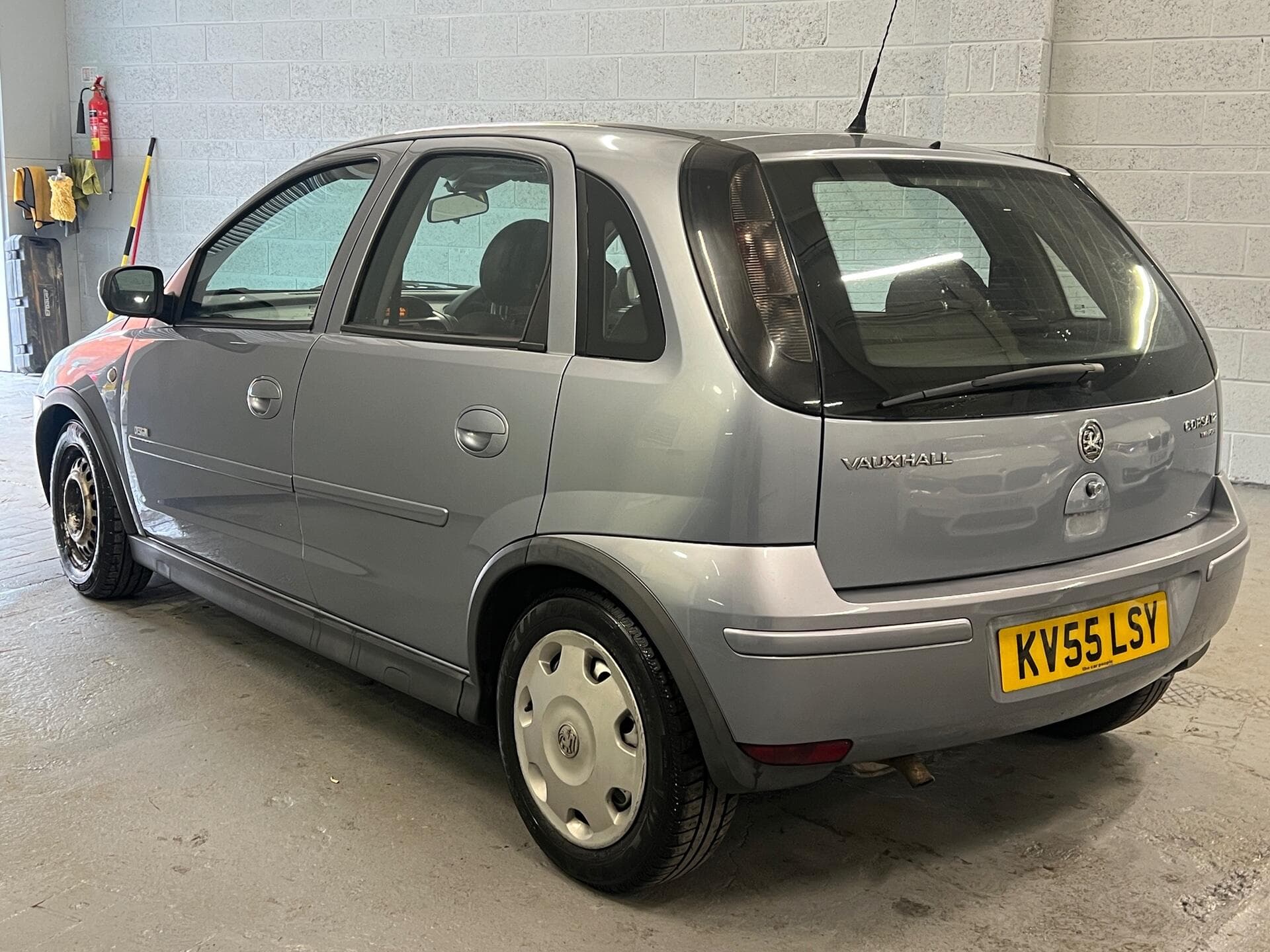 2005 Vauxhall Corsa - Image 10