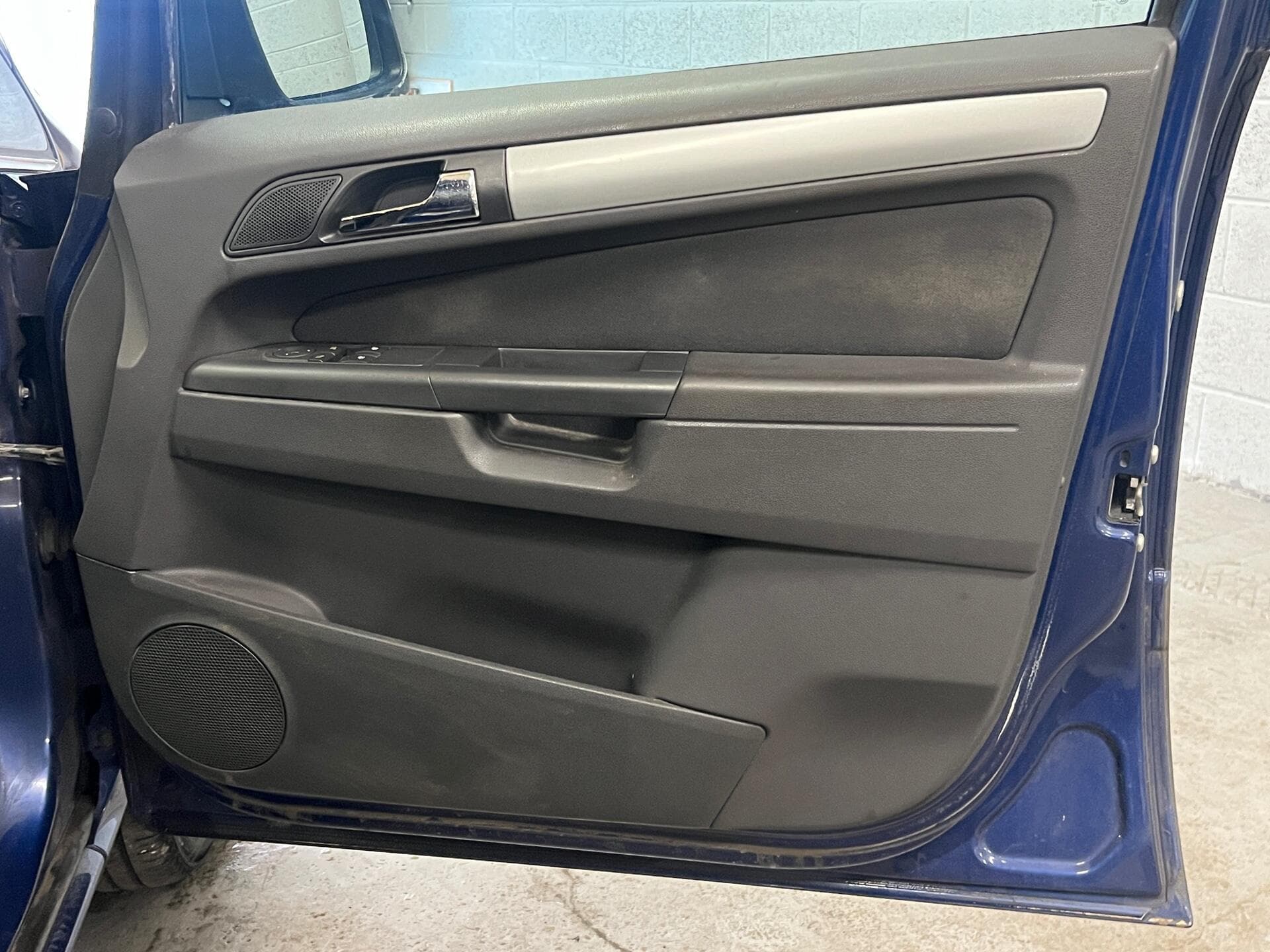 2011 Vauxhall Zafira - Image 18