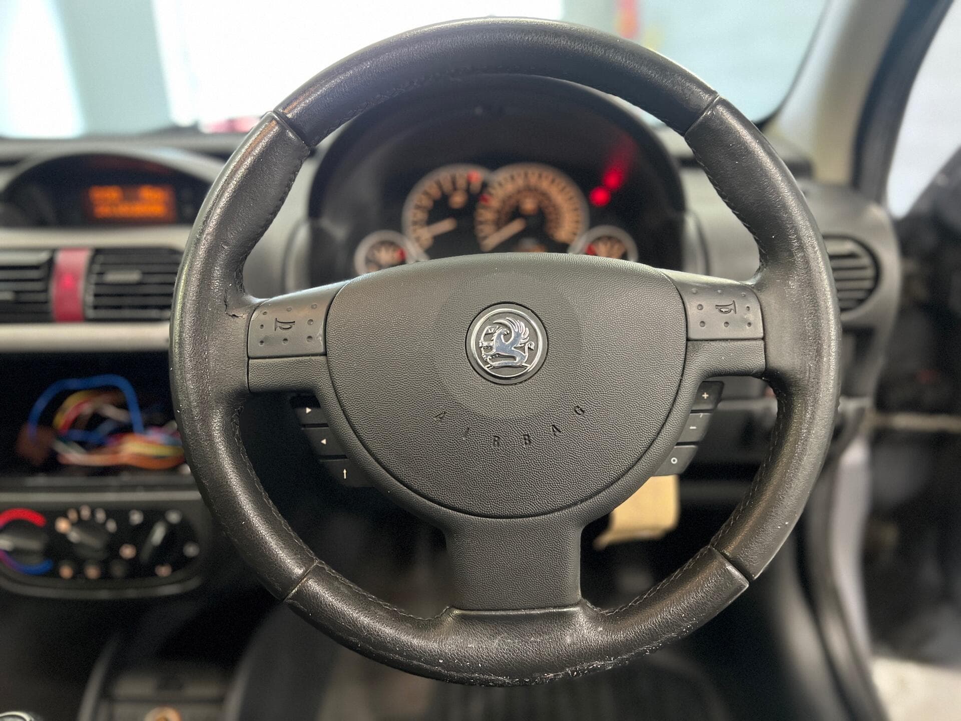 2005 Vauxhall Corsa - Image 20