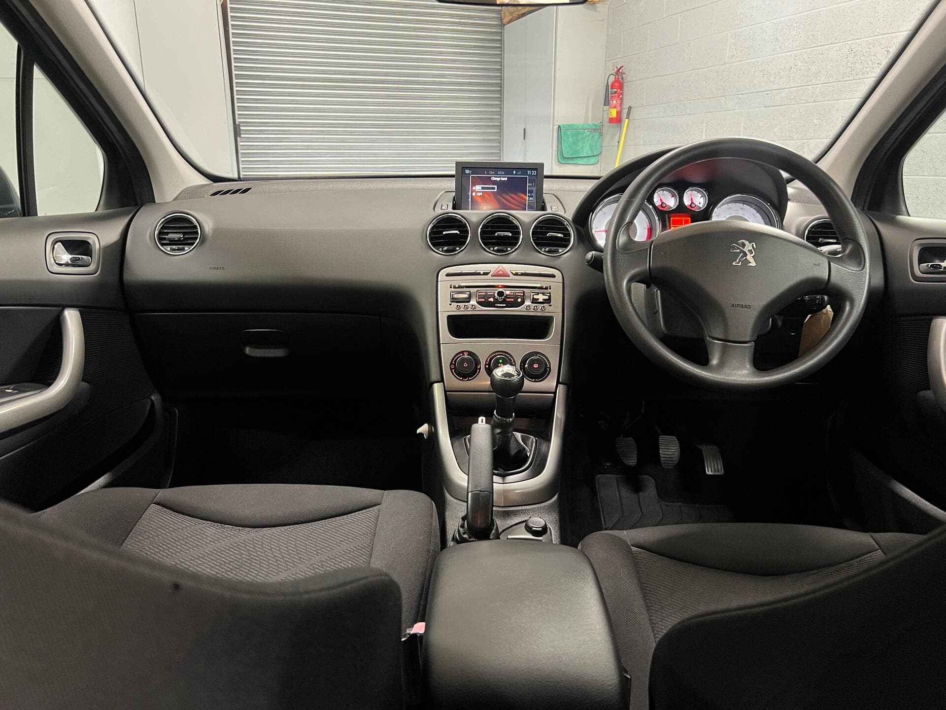 2012 Peugeot 308 - Image 28