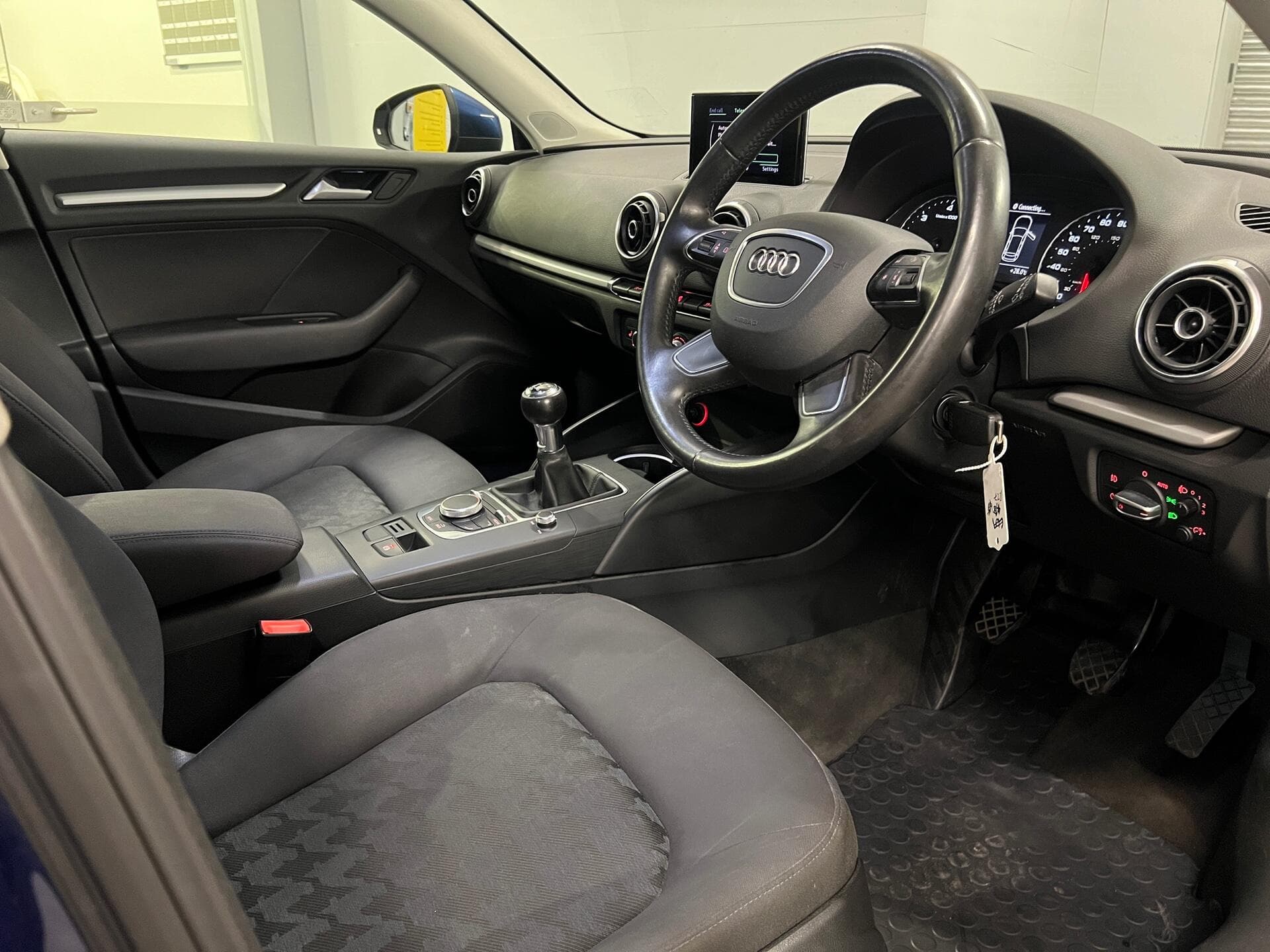 2013 Audi A3 - Image 27