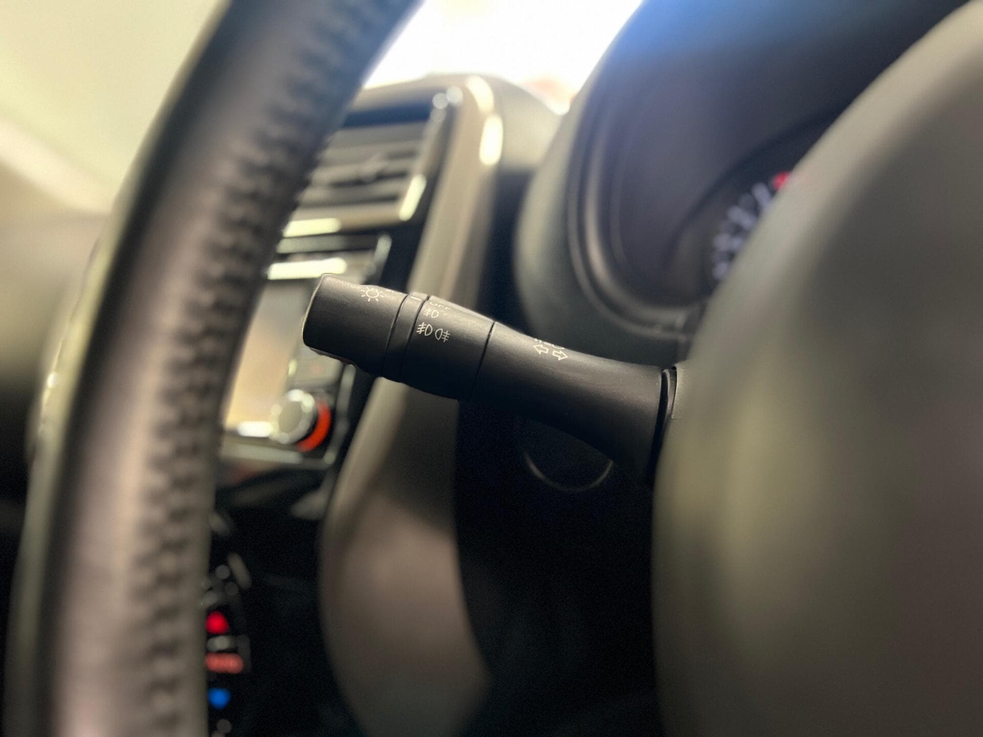 2013 Nissan Micra - Image 28