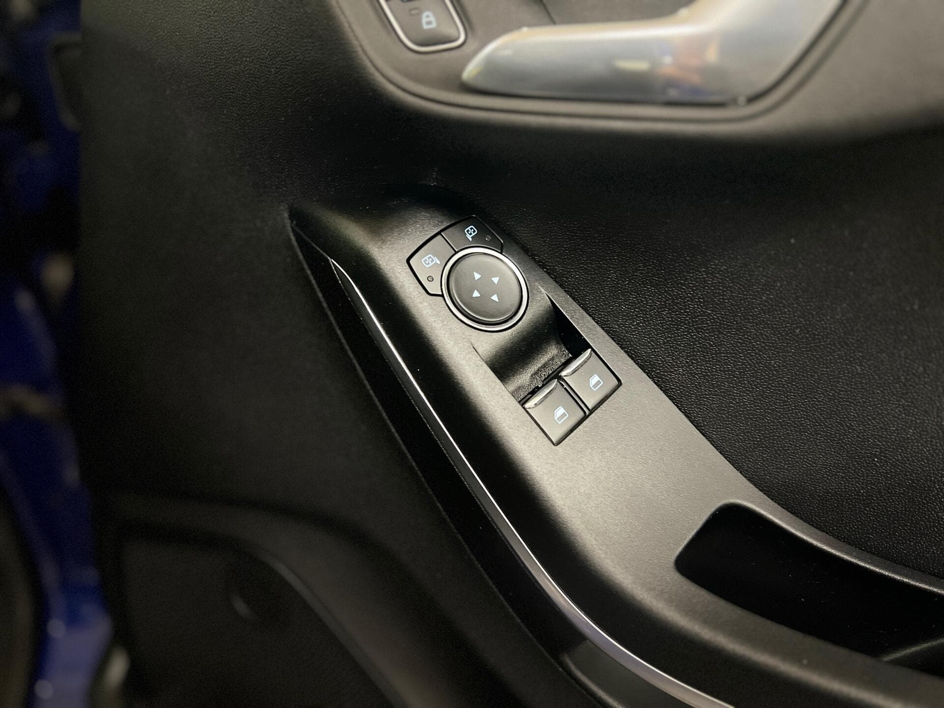 2018 Ford Fiesta - Image 25