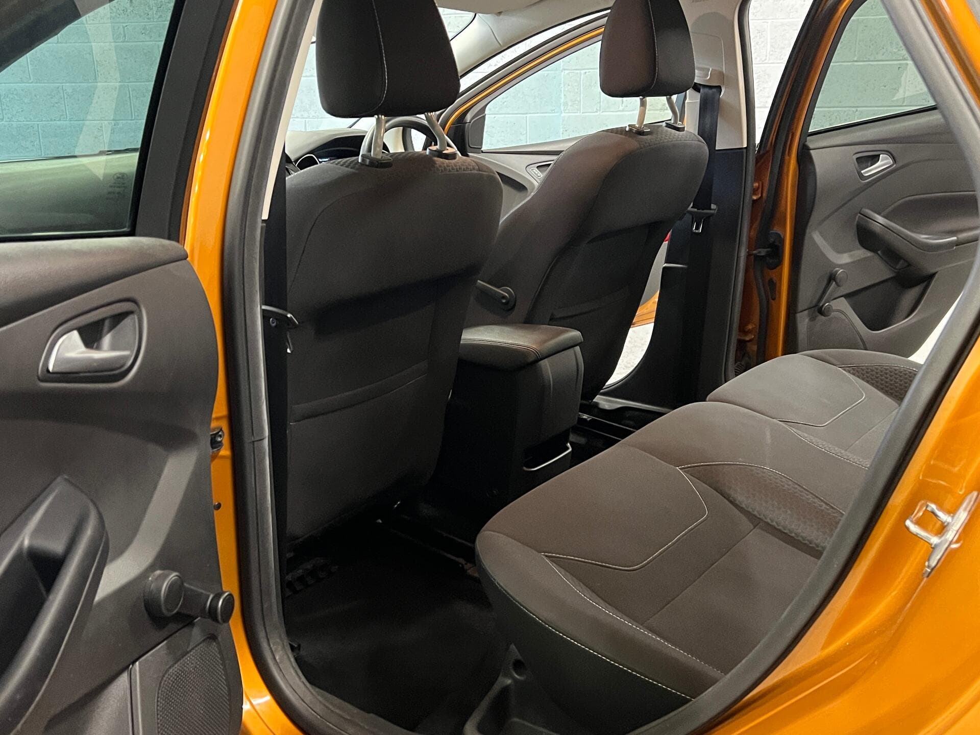 2017 Ford Focus - Image 42