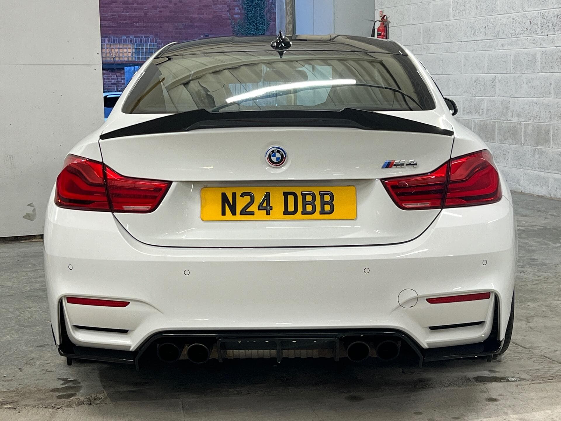 2017 BMW M4 - Image 9
