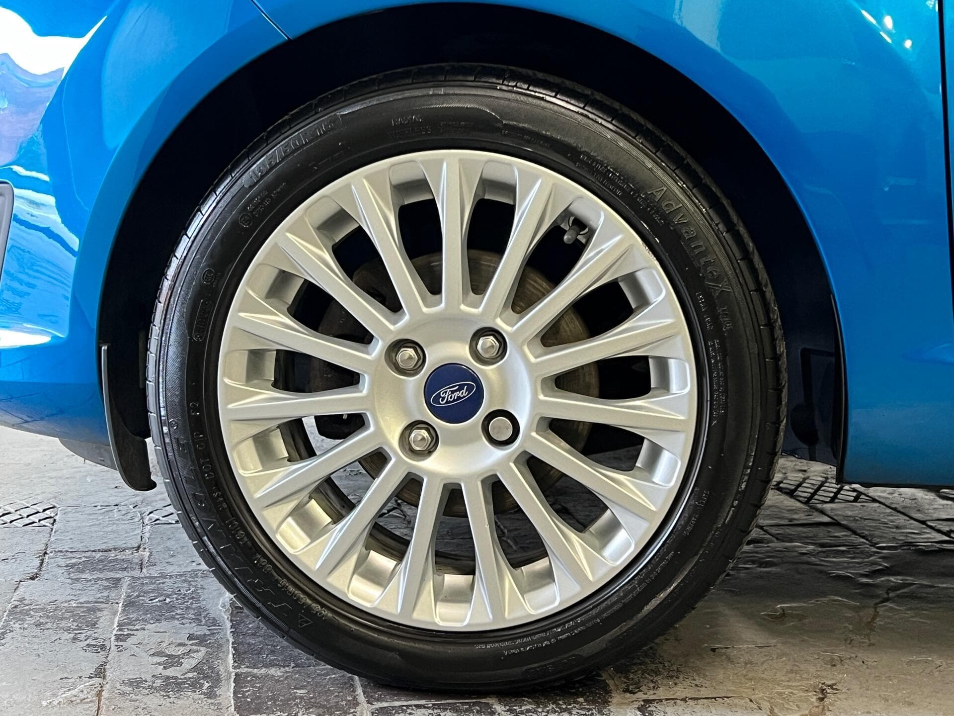 2014 Ford Fiesta - Image 19