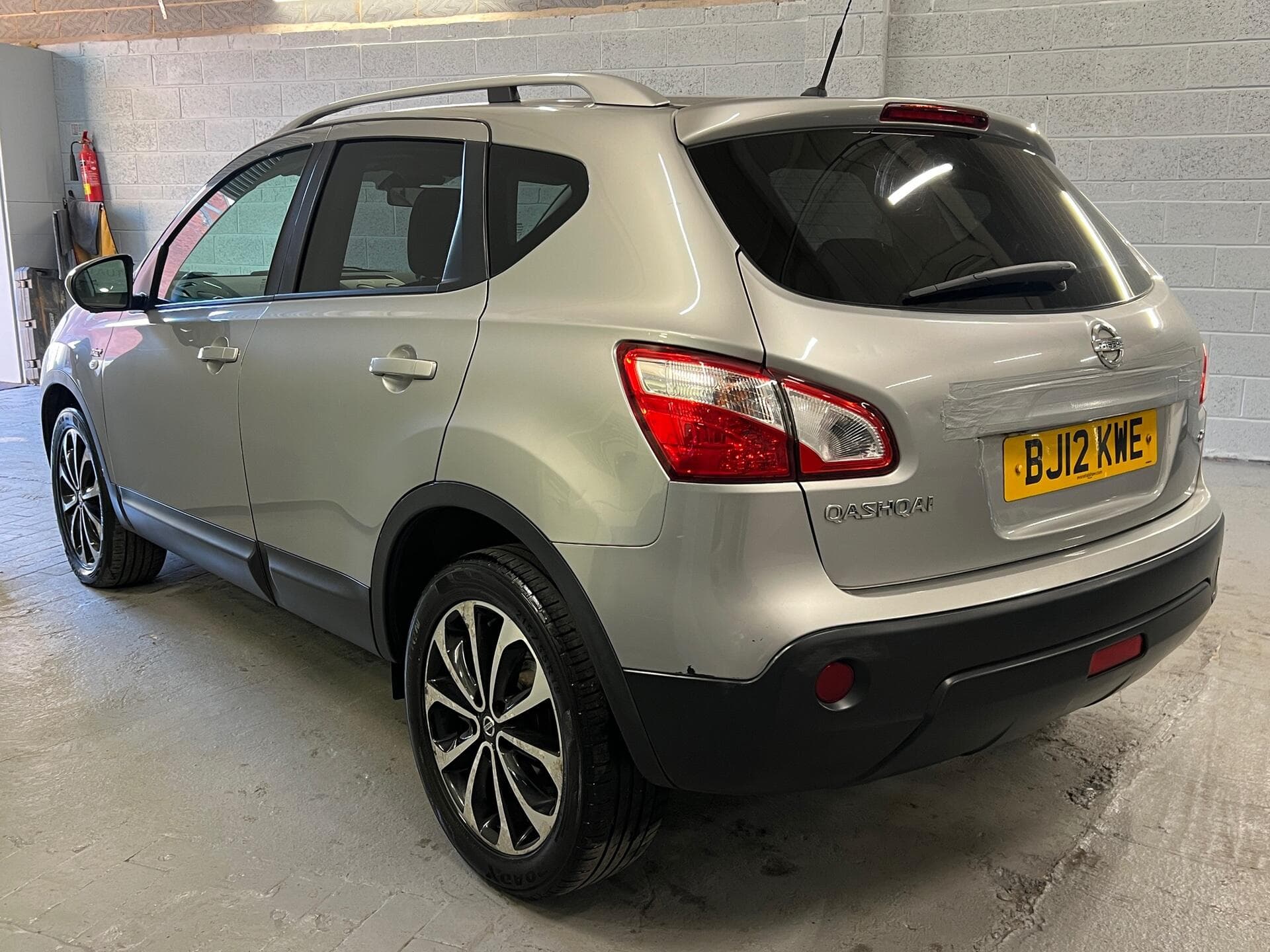 2012 Nissan Qashqai - Image 10