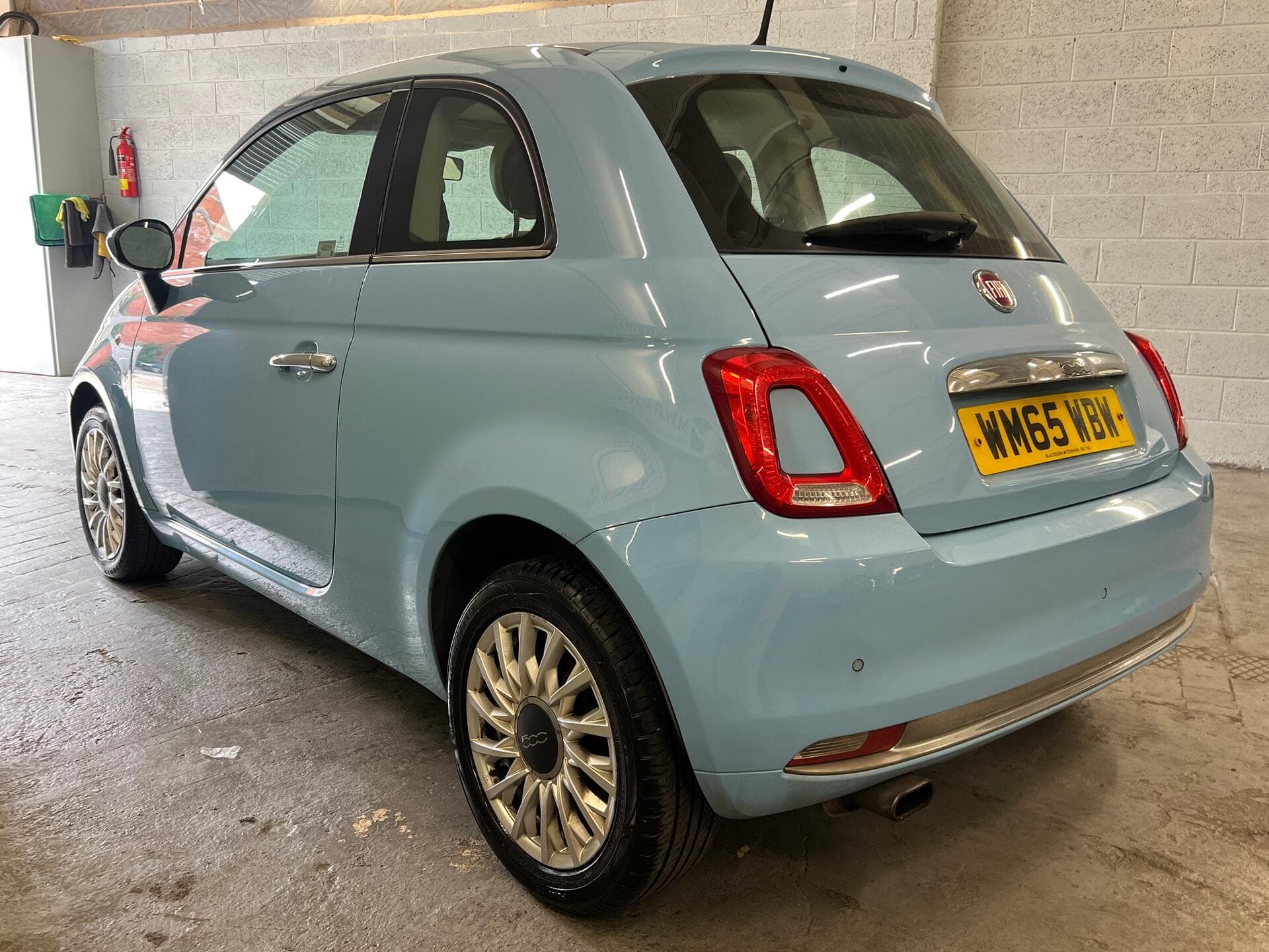 2015 Fiat 500 - Image 8
