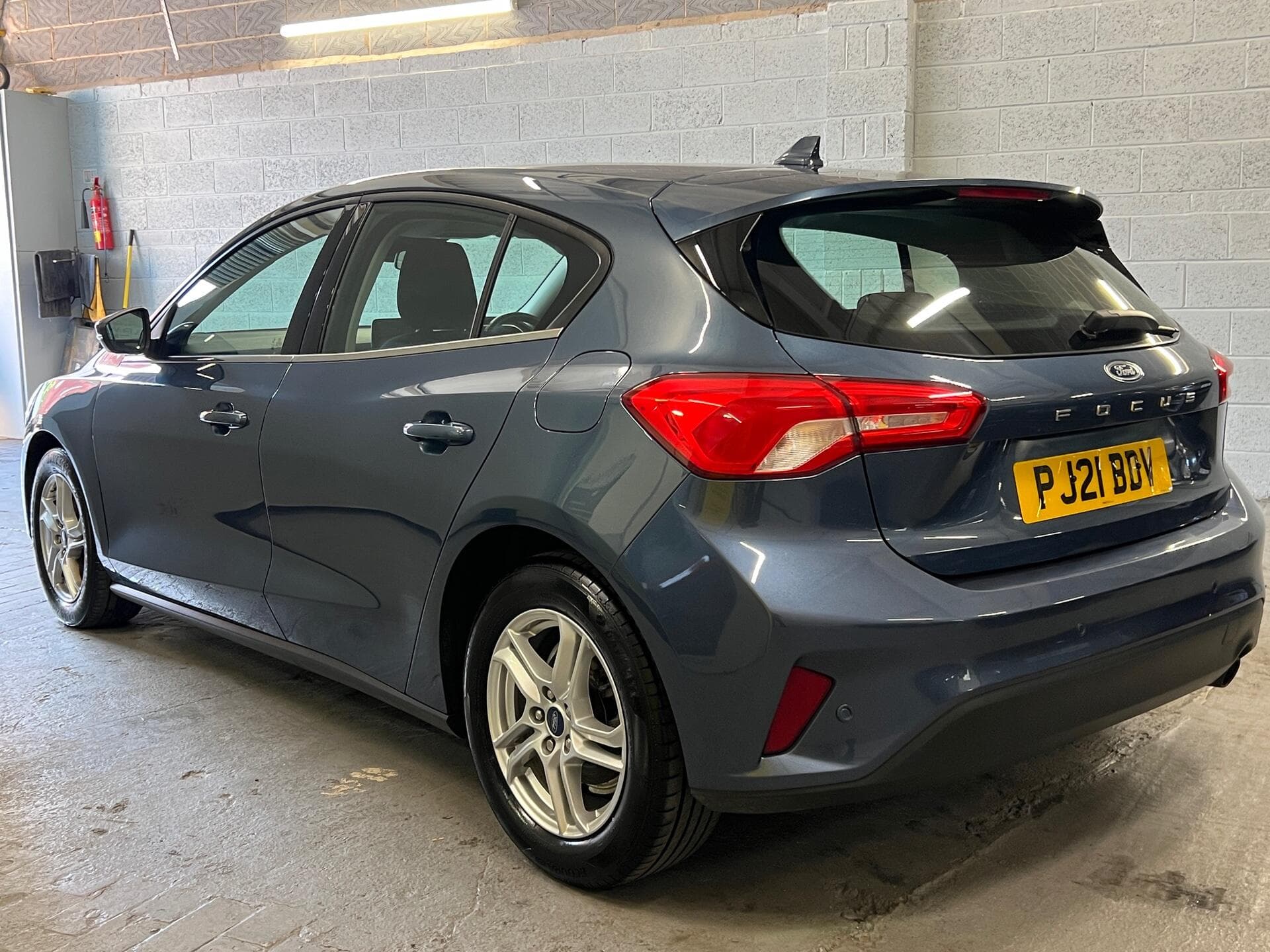 2021 Ford Focus - Image 4