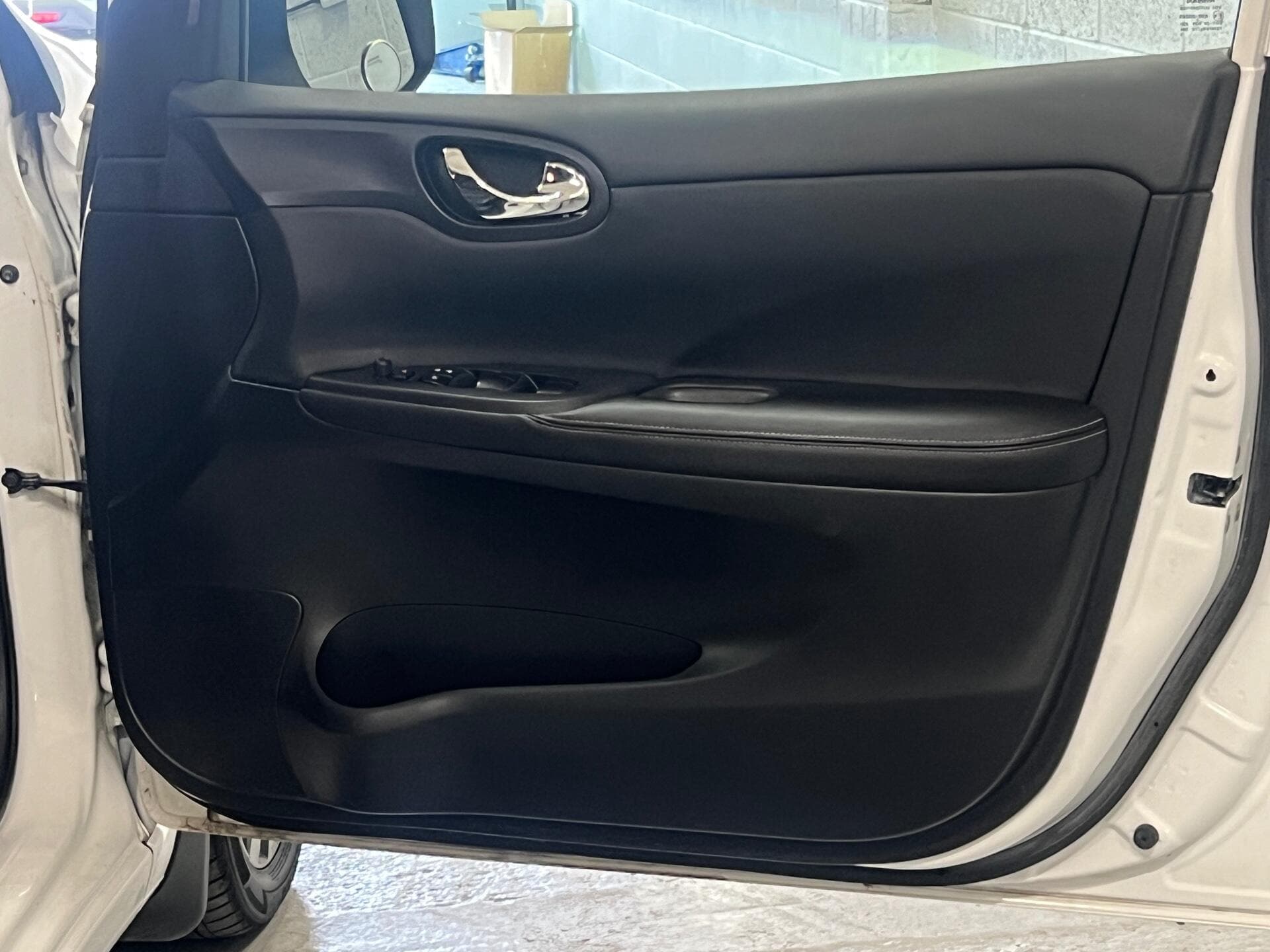 2015 Nissan Pulsar - Image 19
