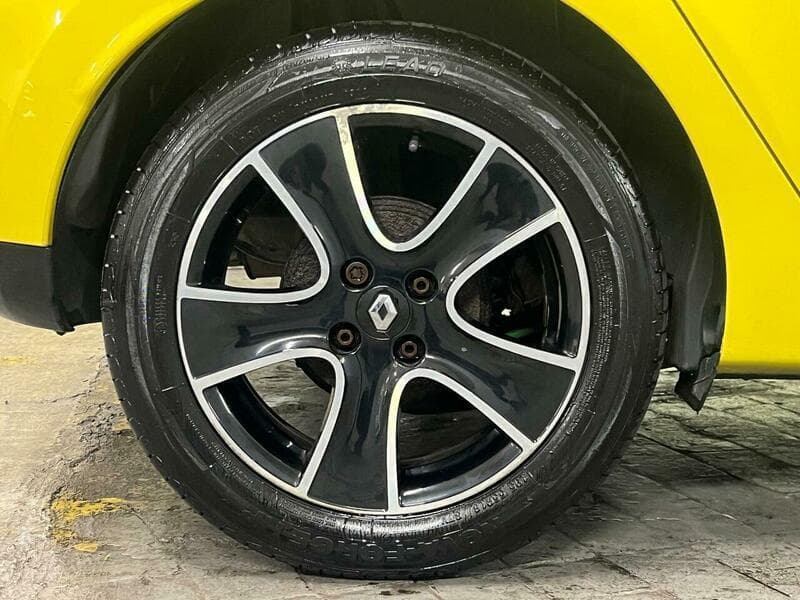 2013 Renault Clio - Image 20