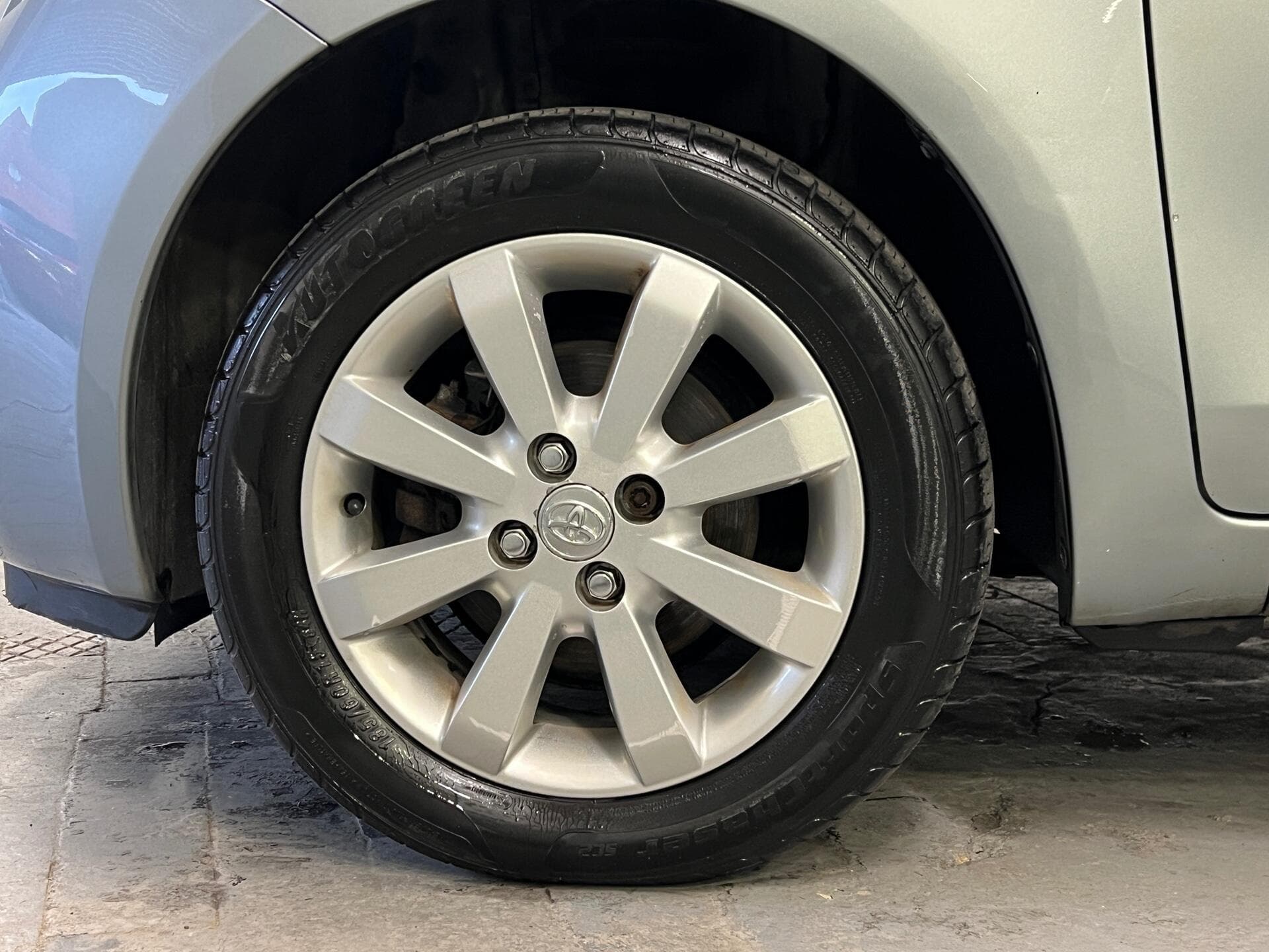 2008 Toyota Yaris - Image 14