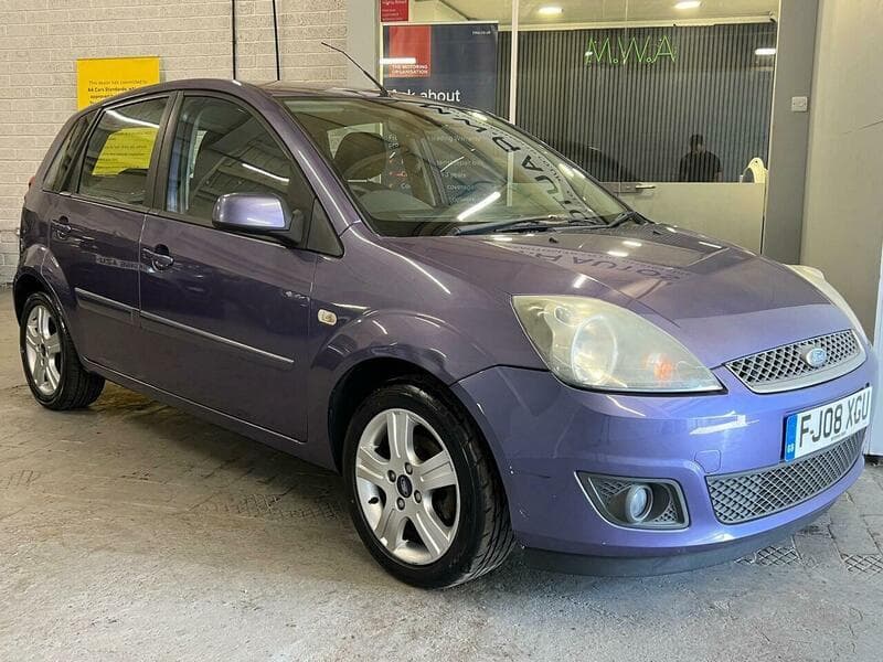 2009 Ford Fiesta - Image 5