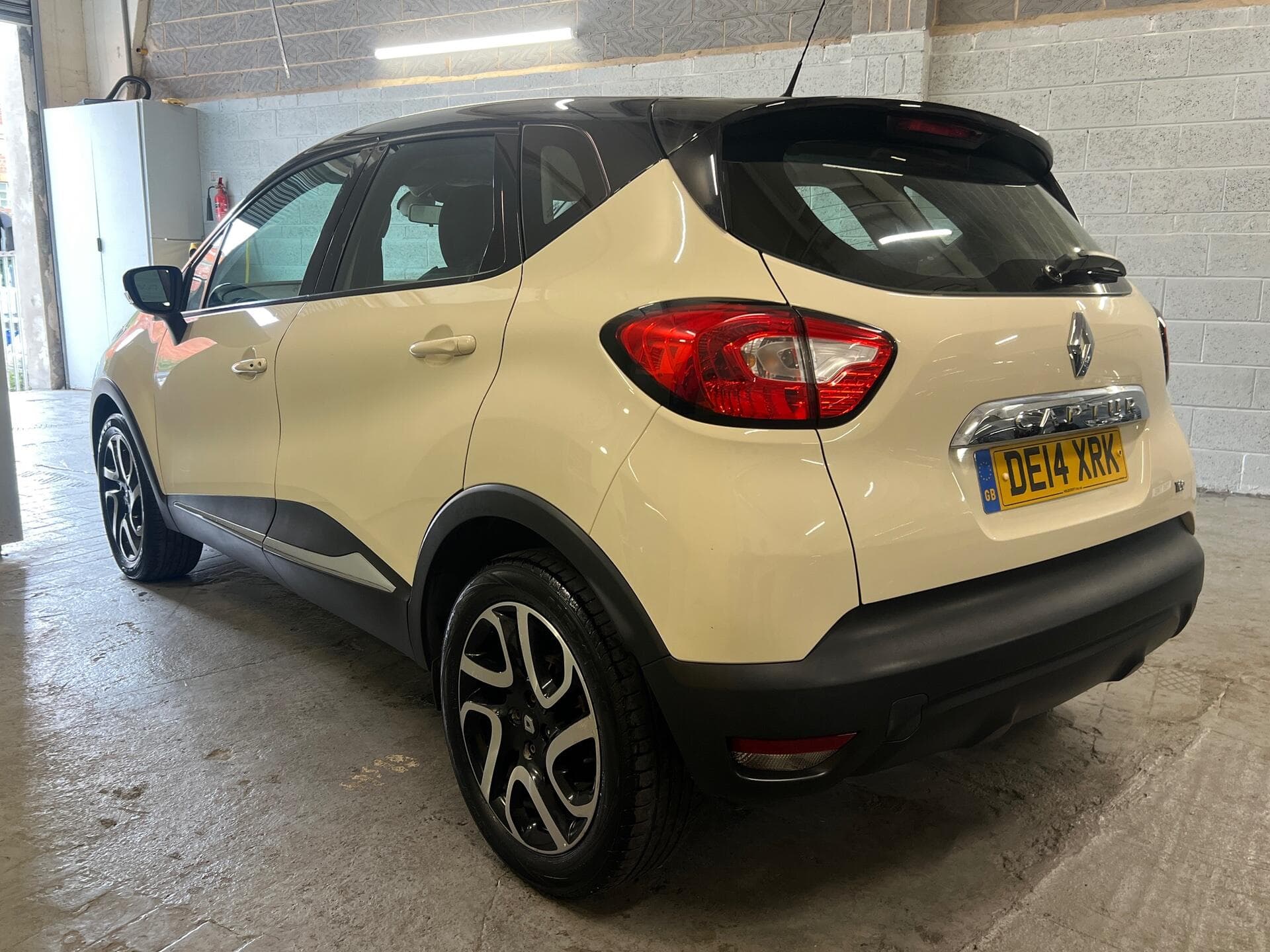 2014 Renault Captur - Image 11