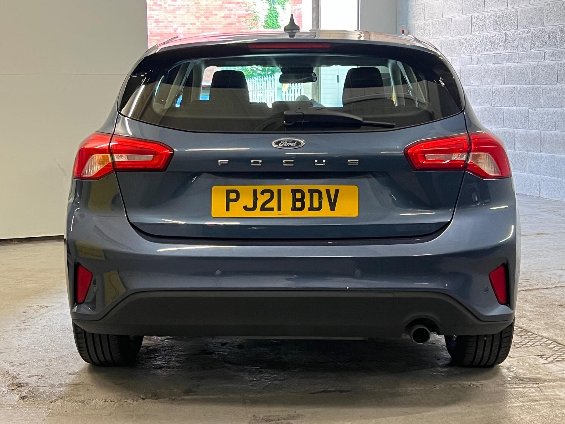 2021 Ford Focus - Image 12