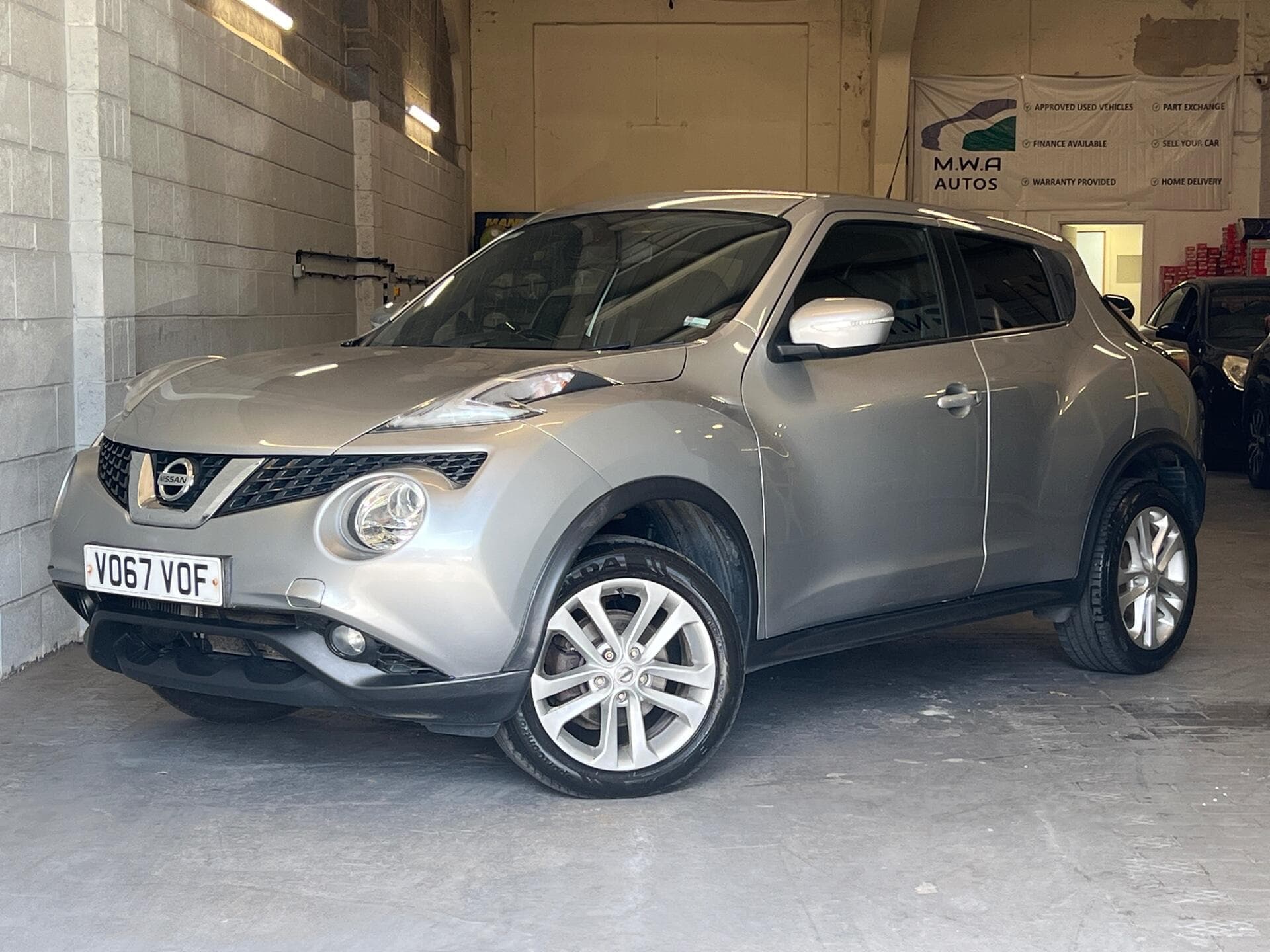 2017 Nissan Juke - Image 3