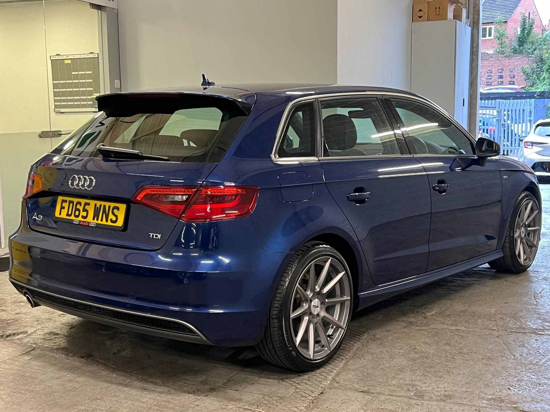 2015 Audi A3 - Image 9