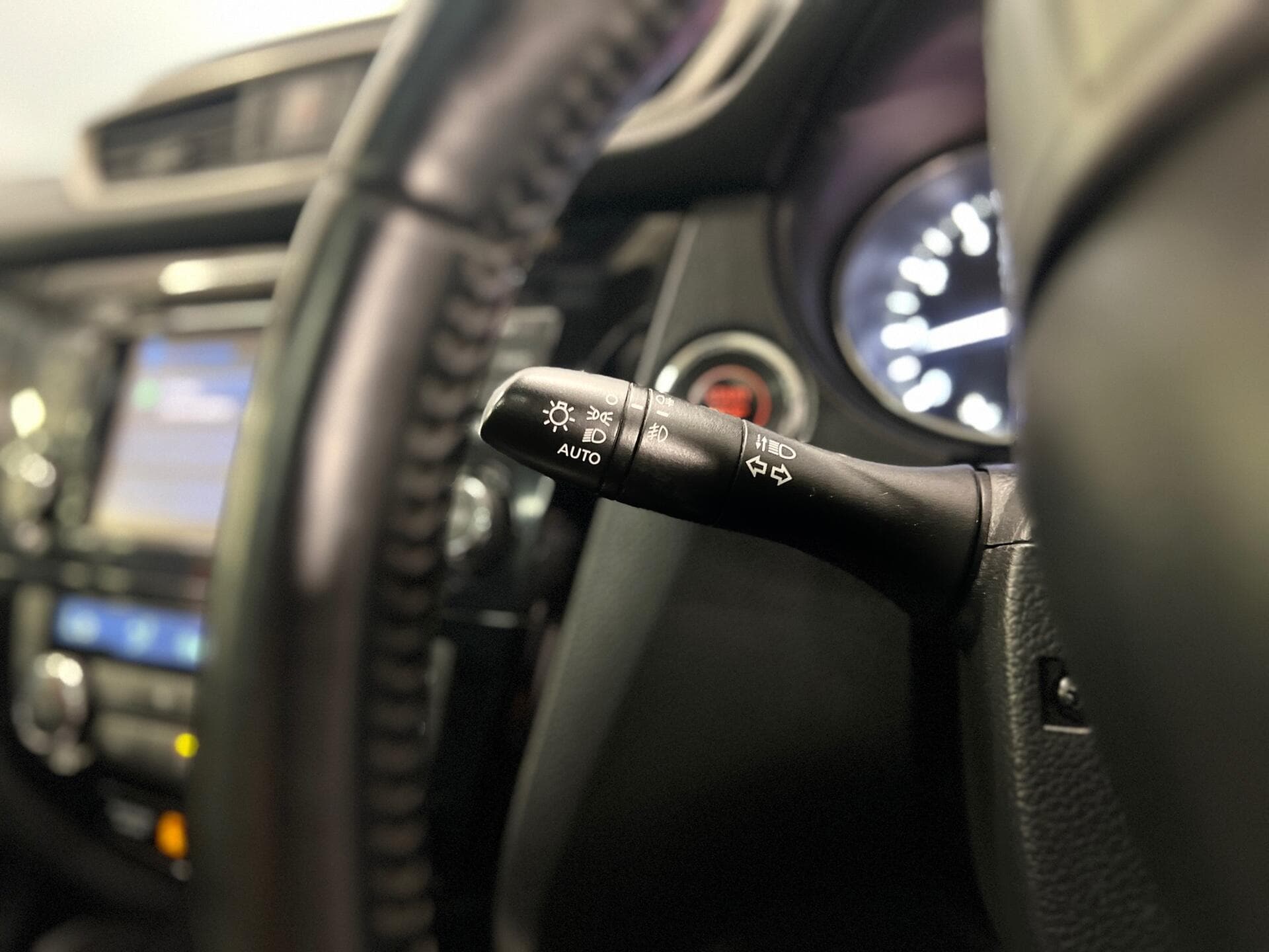 2015 Nissan Qashqai - Image 29