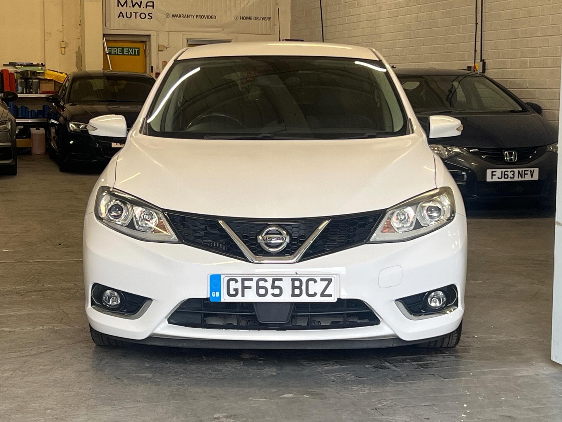 2015 Nissan Pulsar - Image 2