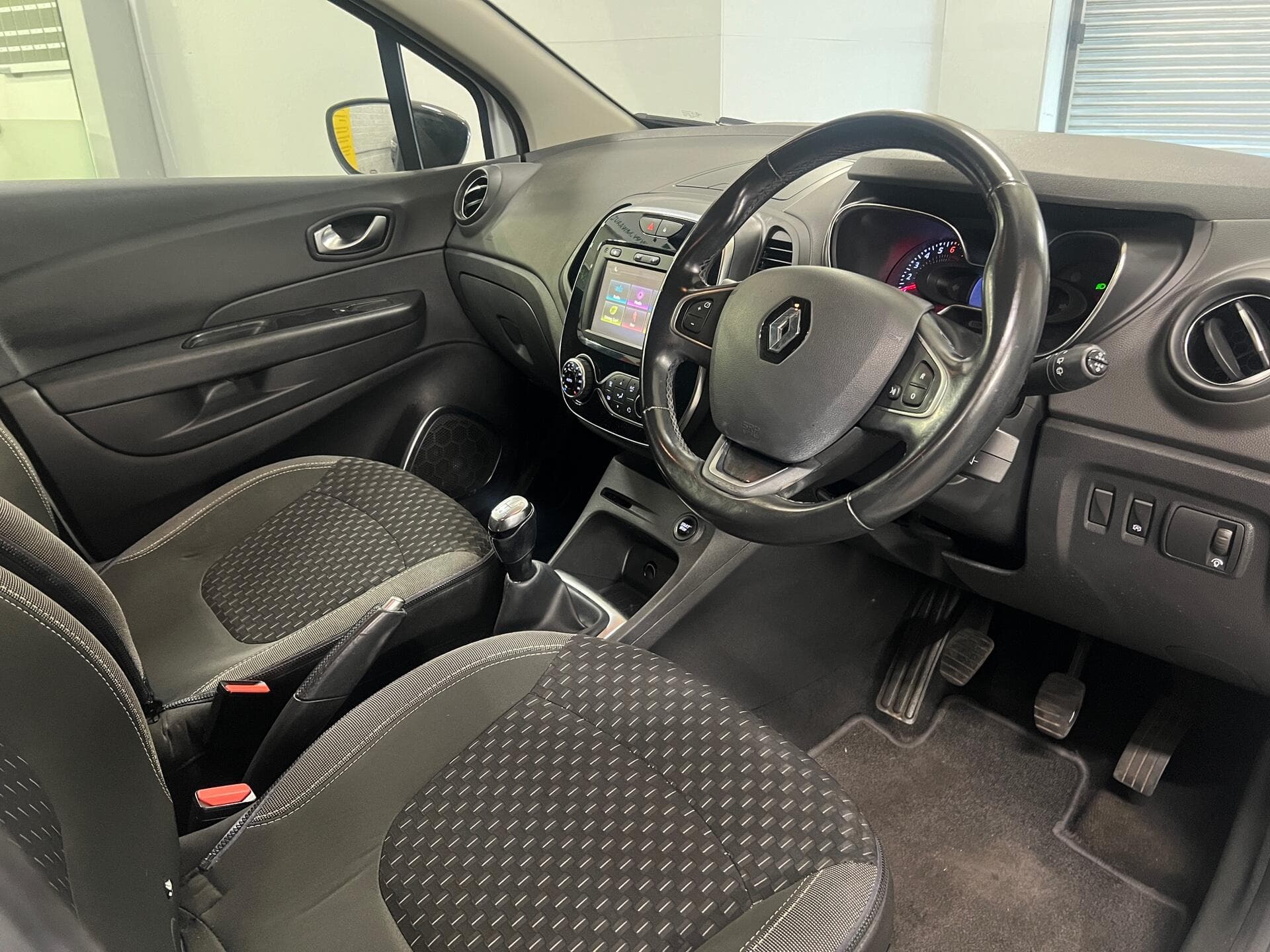 2017 Renault Captur - Image 17