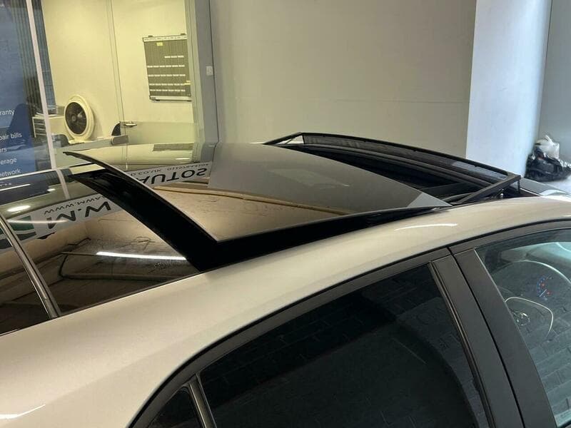 2019 Toyota Corolla - Image 19