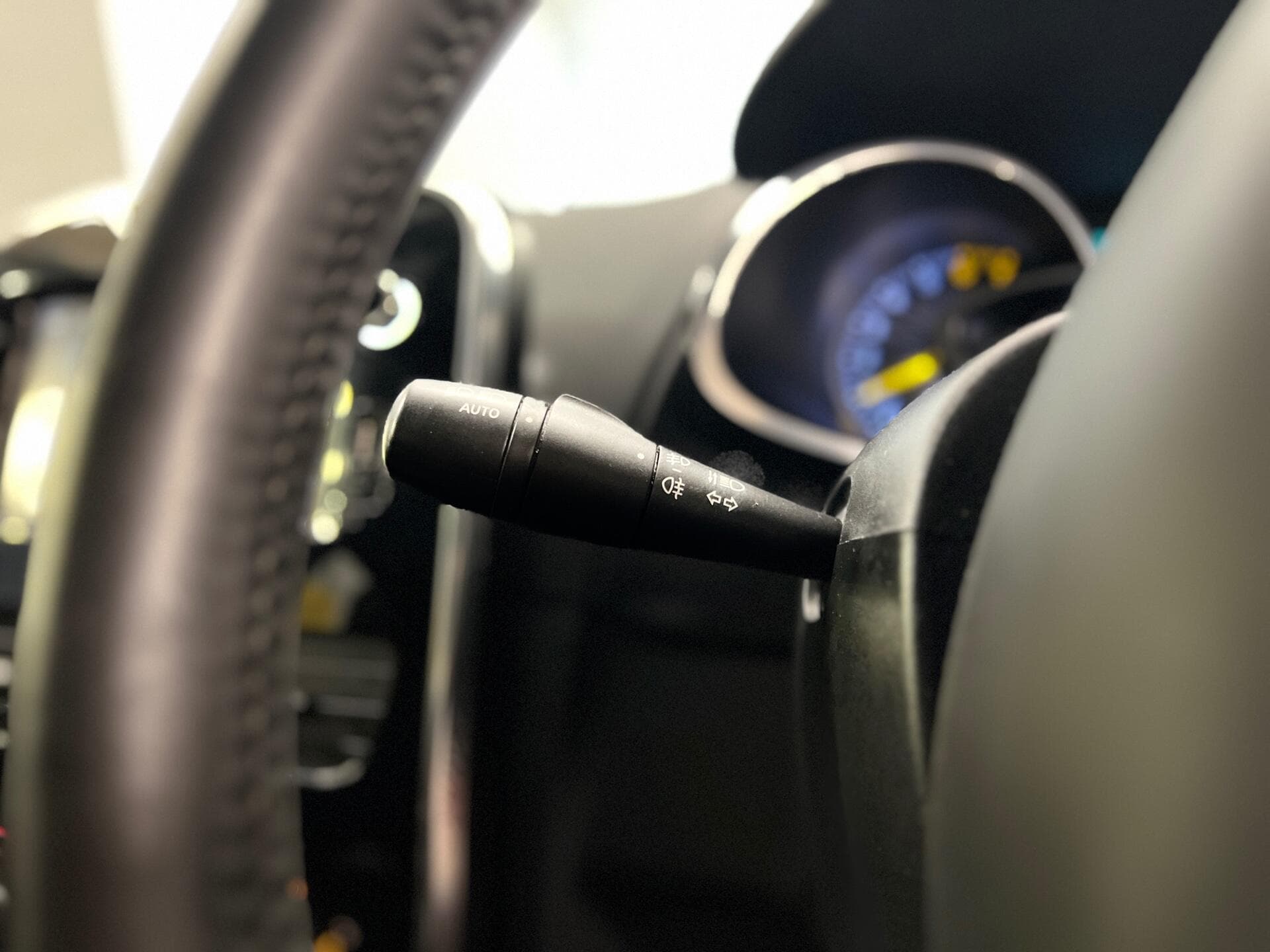2015 Renault Clio - Image 30