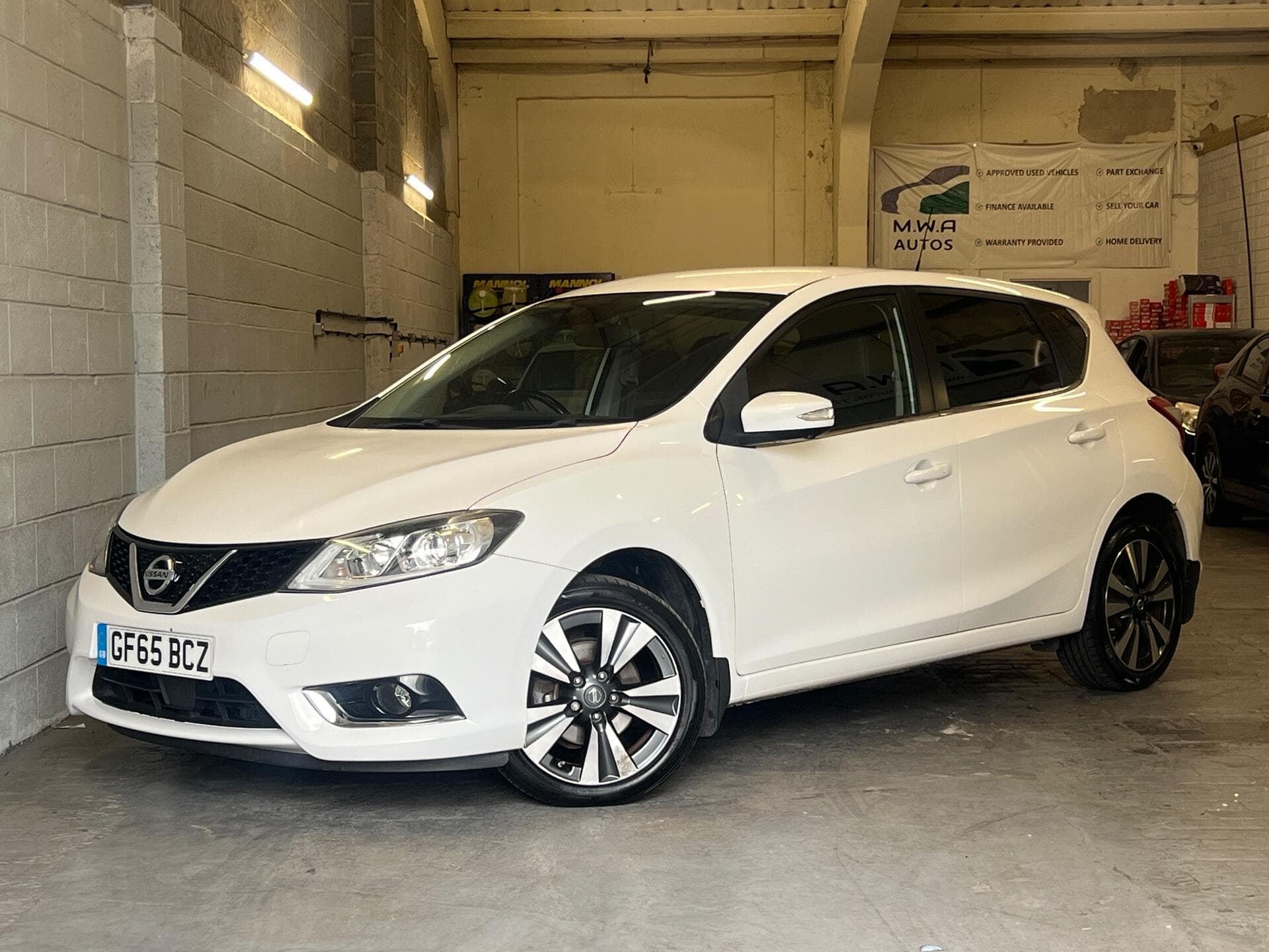 2015 Nissan Pulsar - Image 3